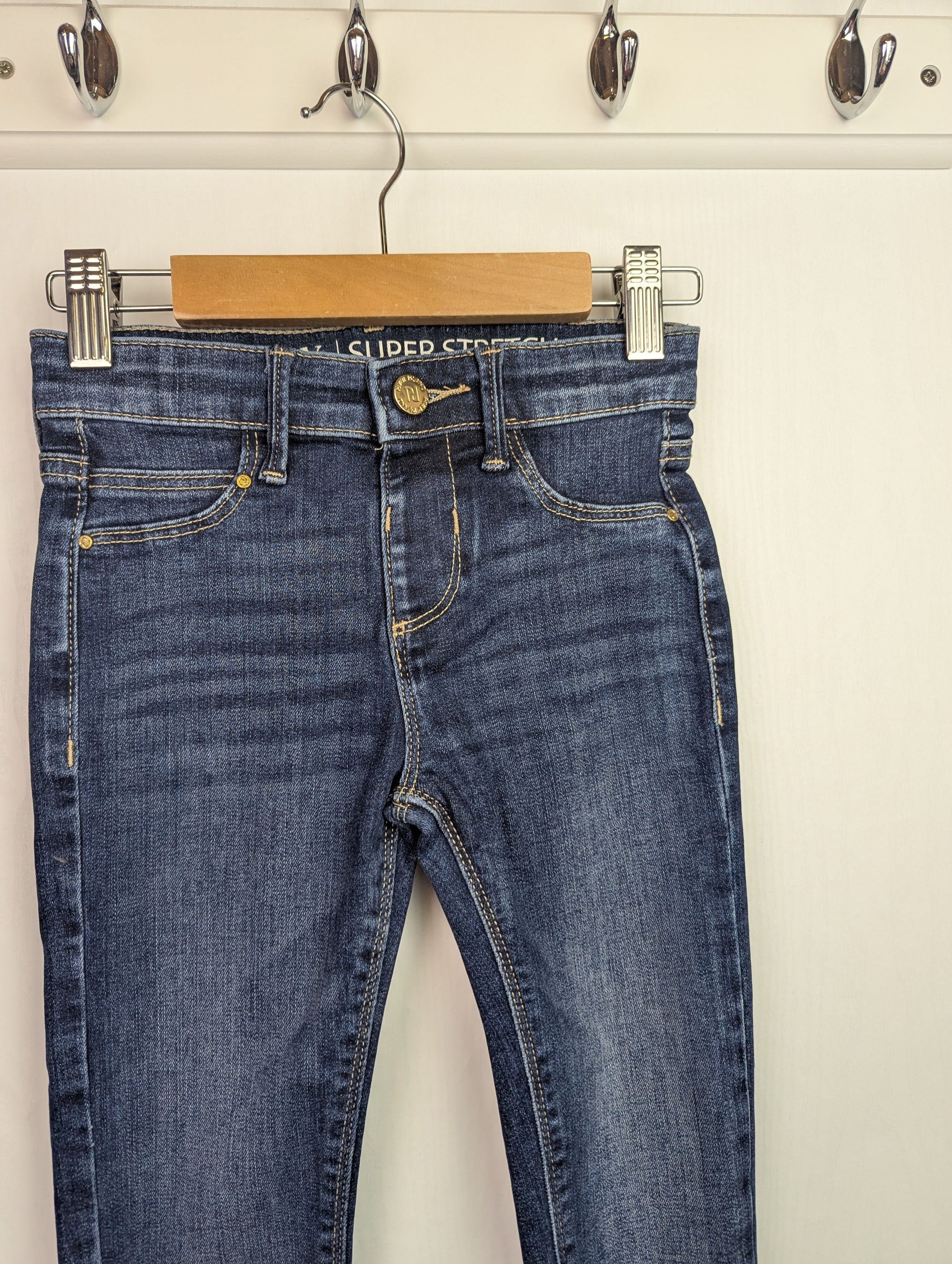 NWOT's River Island Blue Jeans - Girls 6 Years - Little Ones Preloved. Second Hand Children's & Preloved Baby, Kids, Girls & Boys Clothes. UK online