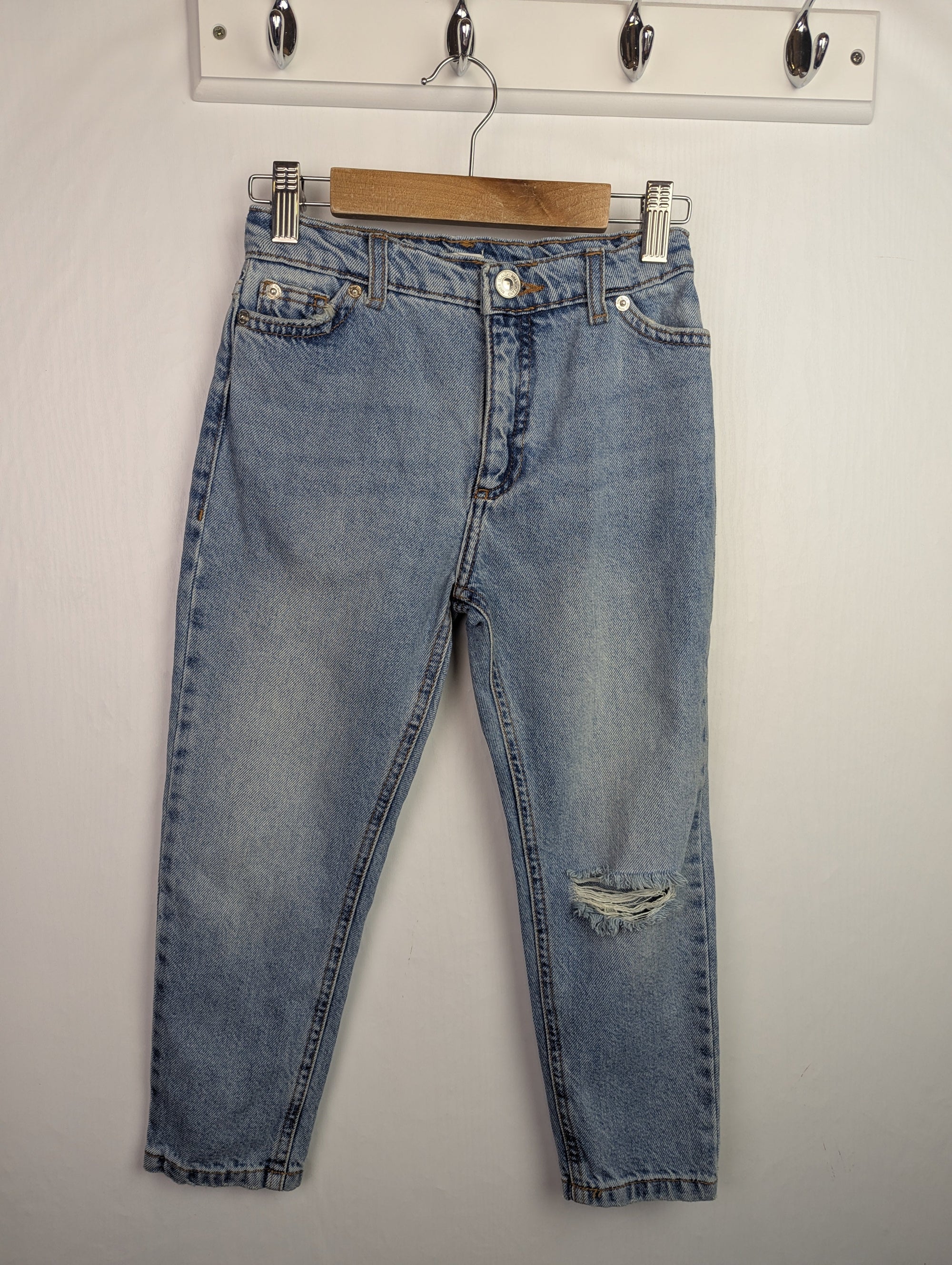 NWOT's River Island Blue Jeans - Unisex 5 Years - Little Ones Preloved. Second Hand Children's & Preloved Baby, Kids, Girls & Boys Clothes. UK online