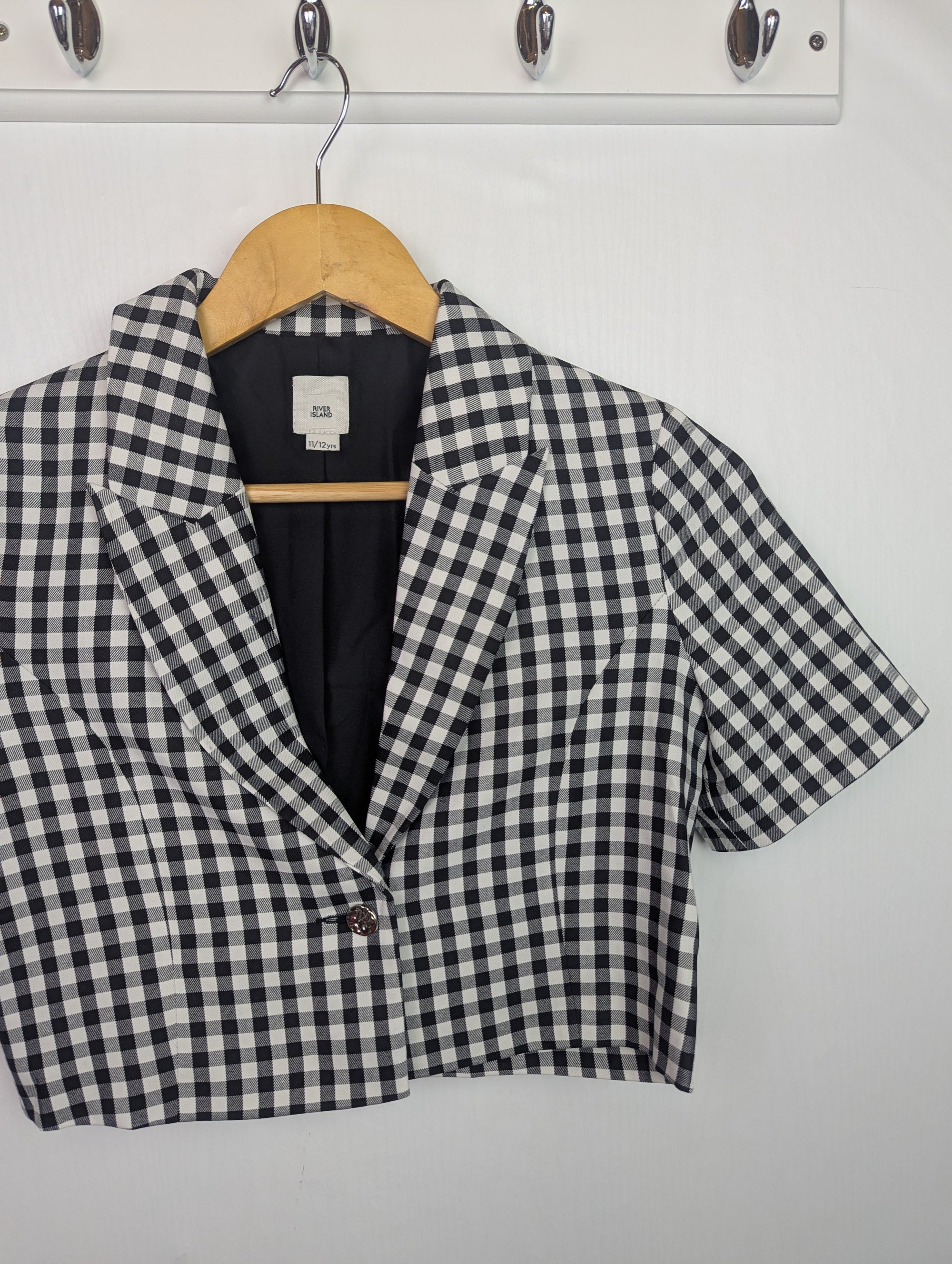 NWOT's River Island Checked Jacket - Girls 11 - 12 Years - Little Ones Preloved. Second Hand Children's & Preloved Baby, Kids, Girls & Boys Clothes. UK online