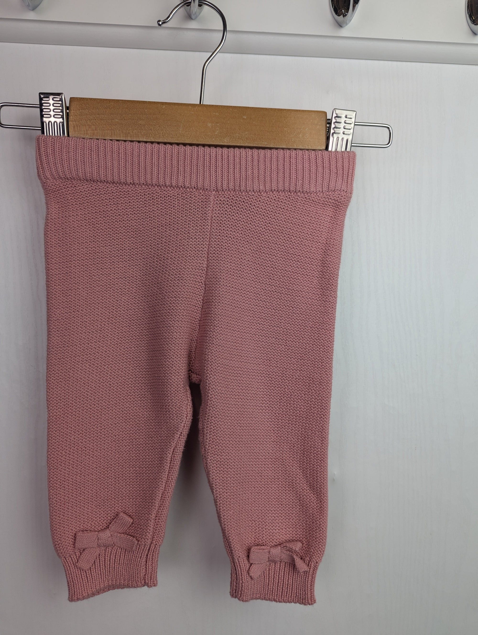 NWOT's River Island Cotton Pink Knit Leggings - Girls 0 - 3 Months - Little Ones Preloved. Second Hand Children's & Preloved Baby, Kids, Girls & Boys Clothes. UK online