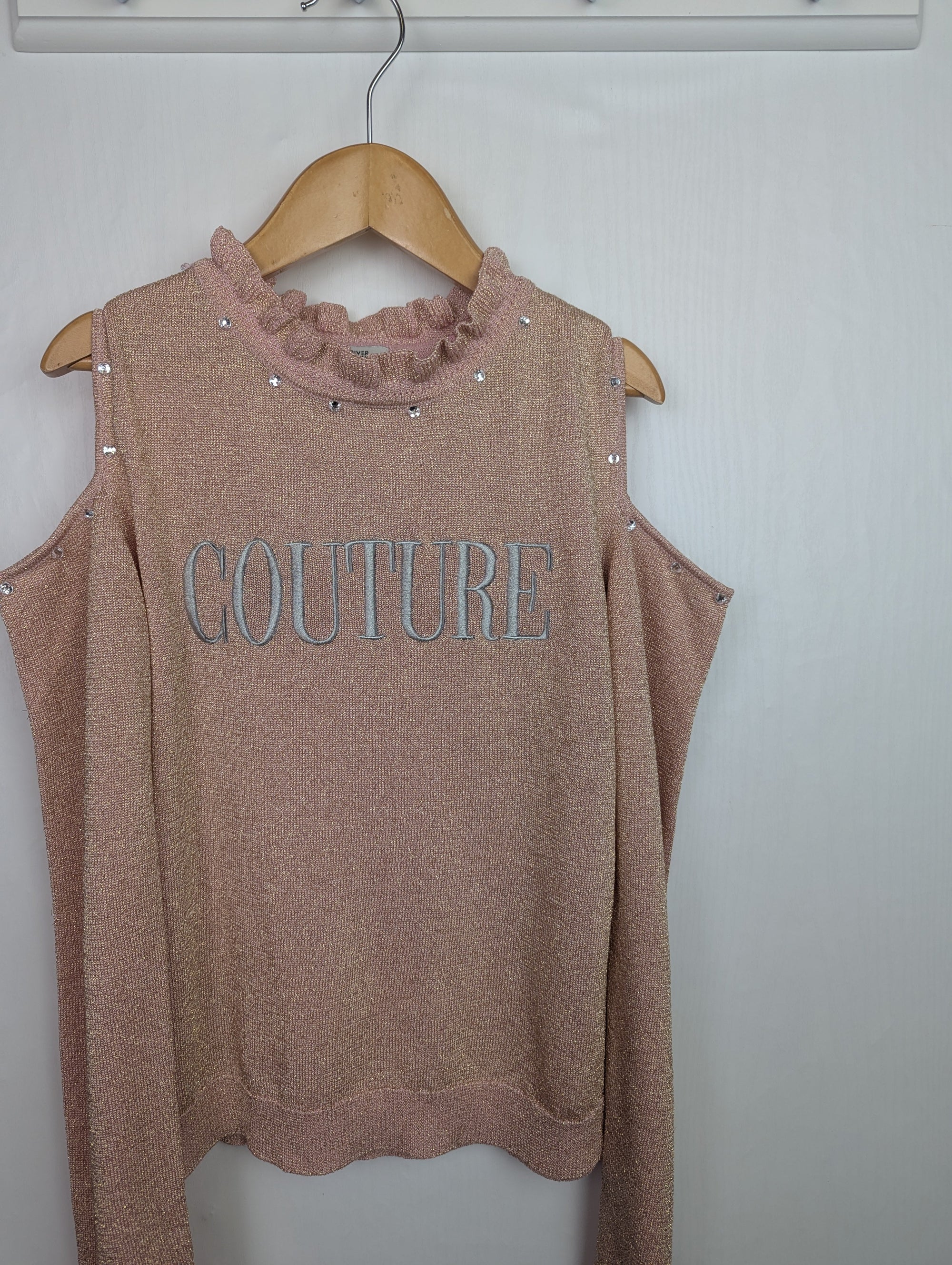 NWOT's River Island 'Couture' Jumper - Girls 11 - 12 Years - Little Ones Preloved. Second Hand Children's & Preloved Baby, Kids, Girls & Boys Clothes. UK online