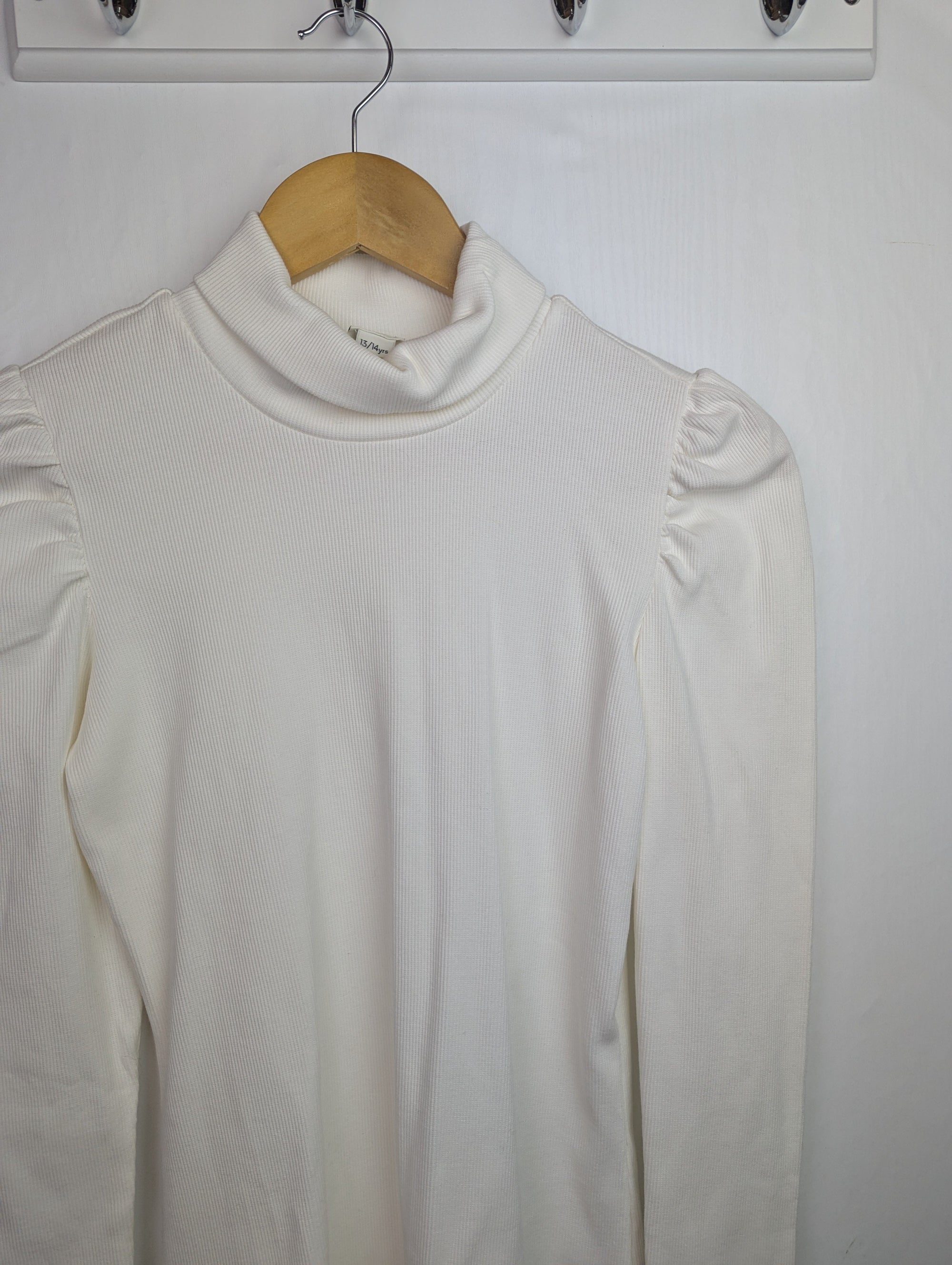 NWOT's River Island Cream Ribbed Top - Girls 13 - 14 Years - Little Ones Preloved. Second Hand Children's & Preloved Baby, Kids, Girls & Boys Clothes. UK online