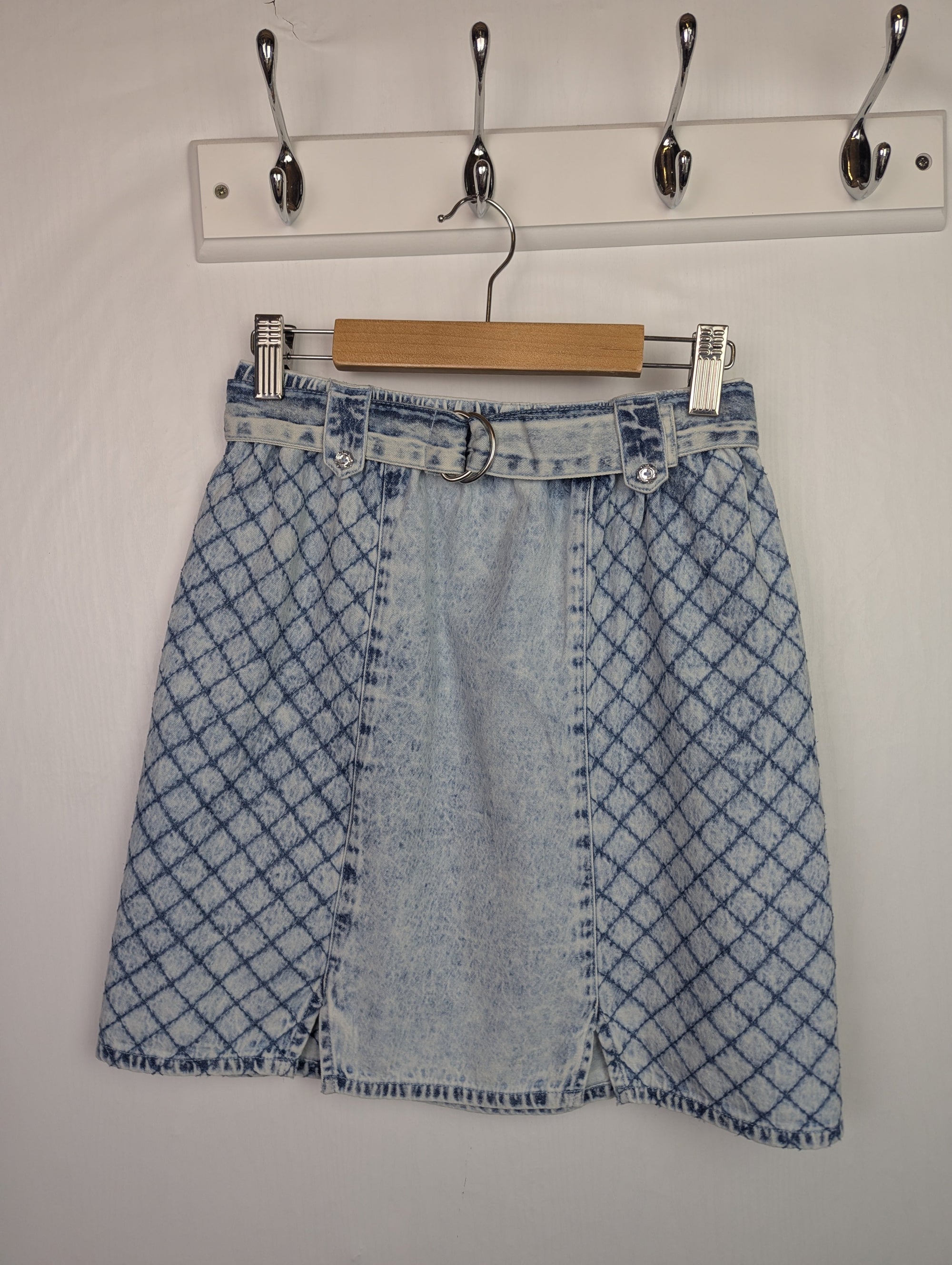 NWOT's River Island Denim Skirt - Girls 12 Years - Little Ones Preloved. Second Hand Children's & Preloved Baby, Kids, Girls & Boys Clothes. UK online