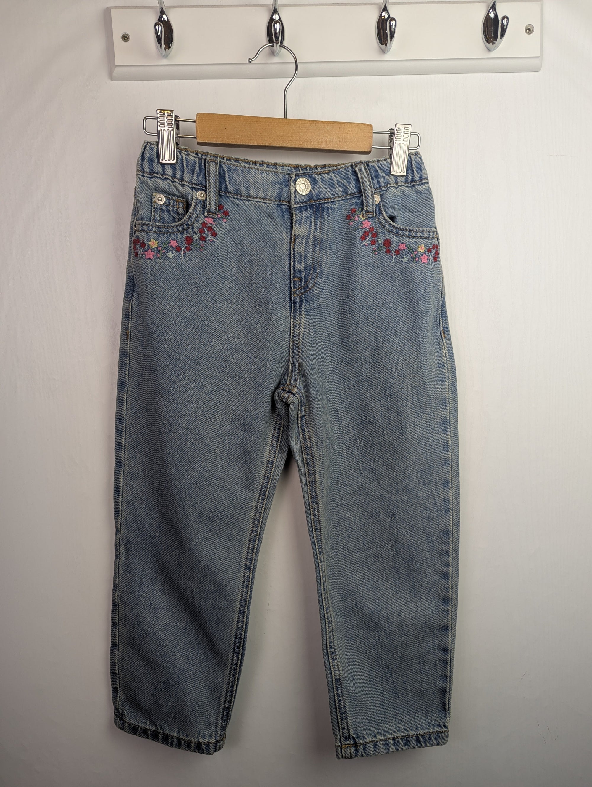 NWOT's River Island Floral Denim Jeans - Girls 4 - 5 Years - Little Ones Preloved. Second Hand Children's & Preloved Baby, Kids, Girls & Boys Clothes. UK online