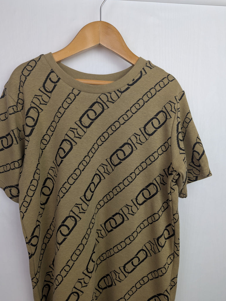 NWOT's River Island Gold/Brown Top - Boys 7-8 Years Little Ones Preloved Used, Preloved, Preworn Baby, Girls & Boys Clothes. Kids & Children's second hand Clothing UK Online. Cheap affordable. Brands including Next, Joules, Nutmeg Morrisons, TU, F&F, H&M.