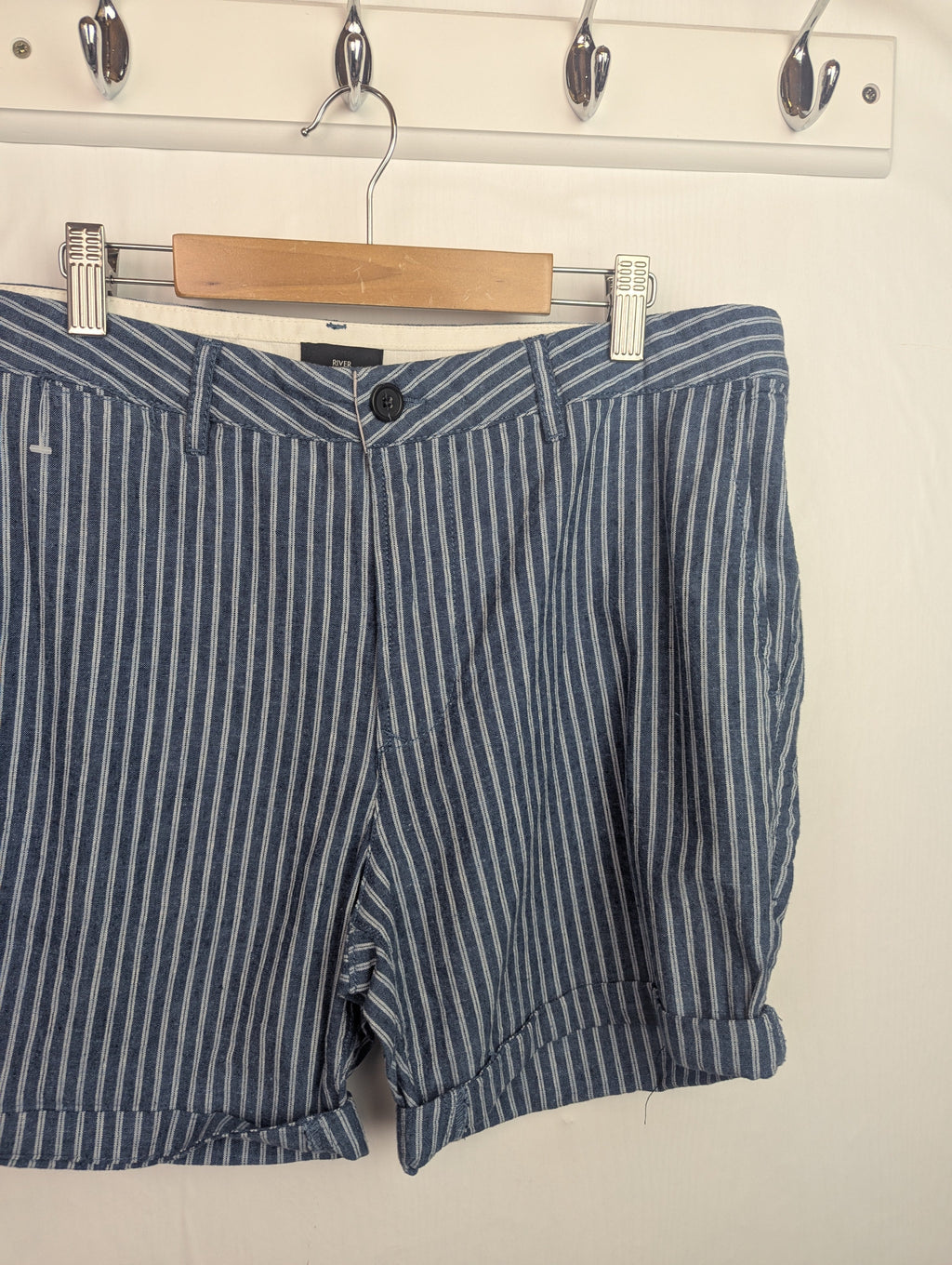 NWOT's River Island Linen & Cotton Shorts - Mens Size 36'' - Little Ones Preloved. Second Hand Children's & Preloved Baby, Kids, Girls & Boys Clothes. UK online