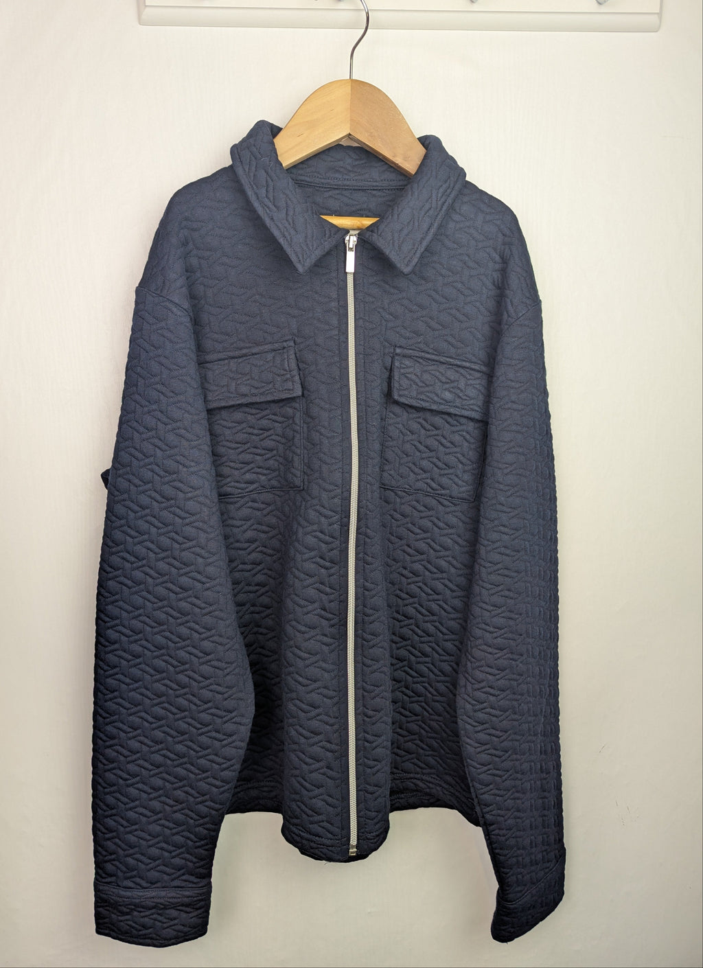 NWOT's River Island Navy Zip Jacket - Boys 15 - 16 Years - Little Ones Preloved. Second Hand Children's & Preloved Baby, Kids, Girls & Boys Clothes. UK online