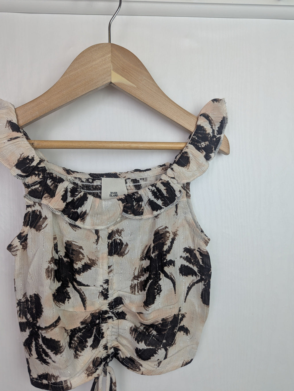 NWOT's River Island Palm Trees Top - Girls 9 - 10 Years - Little Ones Preloved. Second Hand Children's & Preloved Baby, Kids, Girls & Boys Clothes. UK online