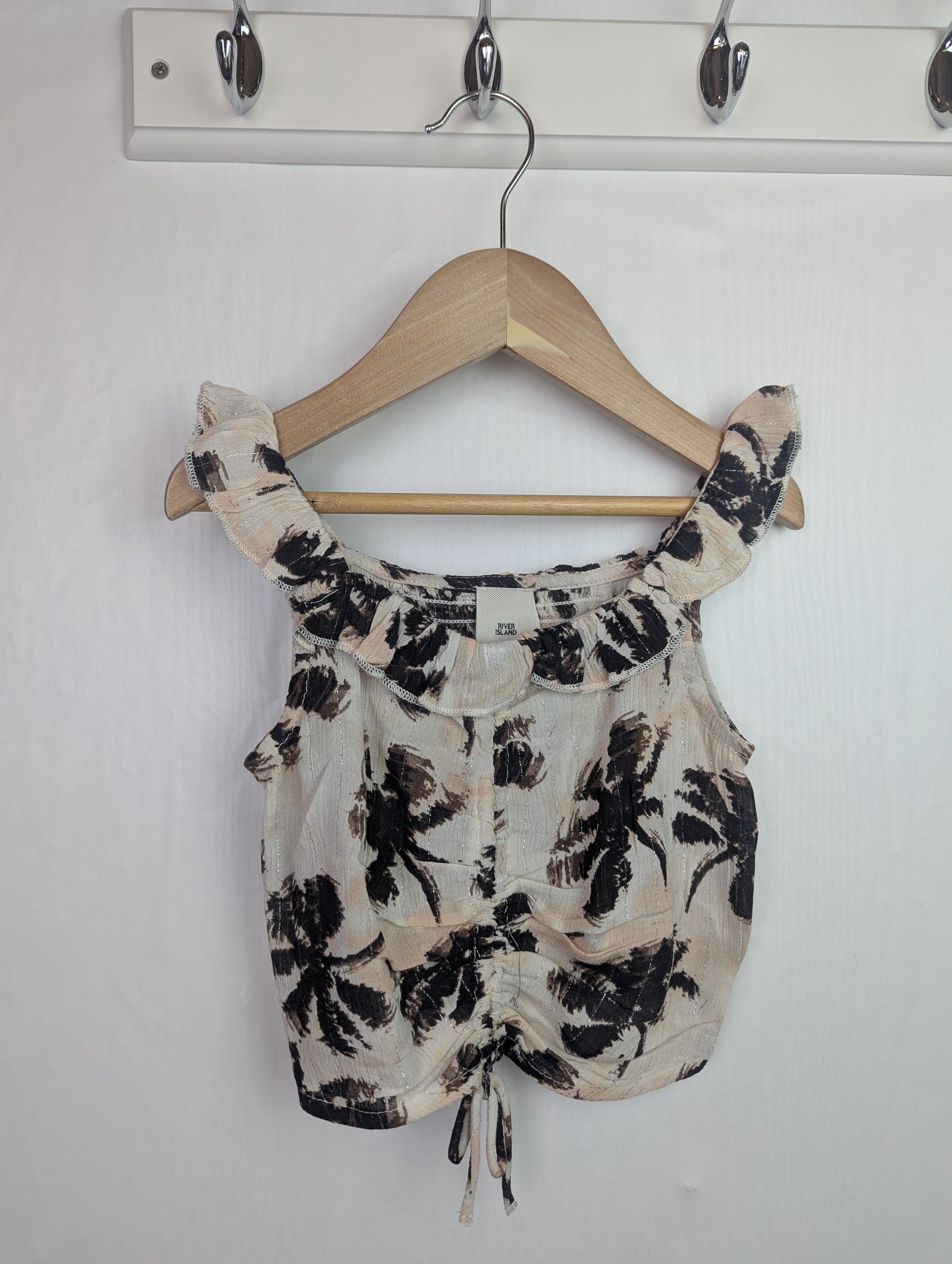 NWOT's River Island Palm Trees Top - Girls 9 - 10 Years - Little Ones Preloved. Second Hand Children's & Preloved Baby, Kids, Girls & Boys Clothes. UK online