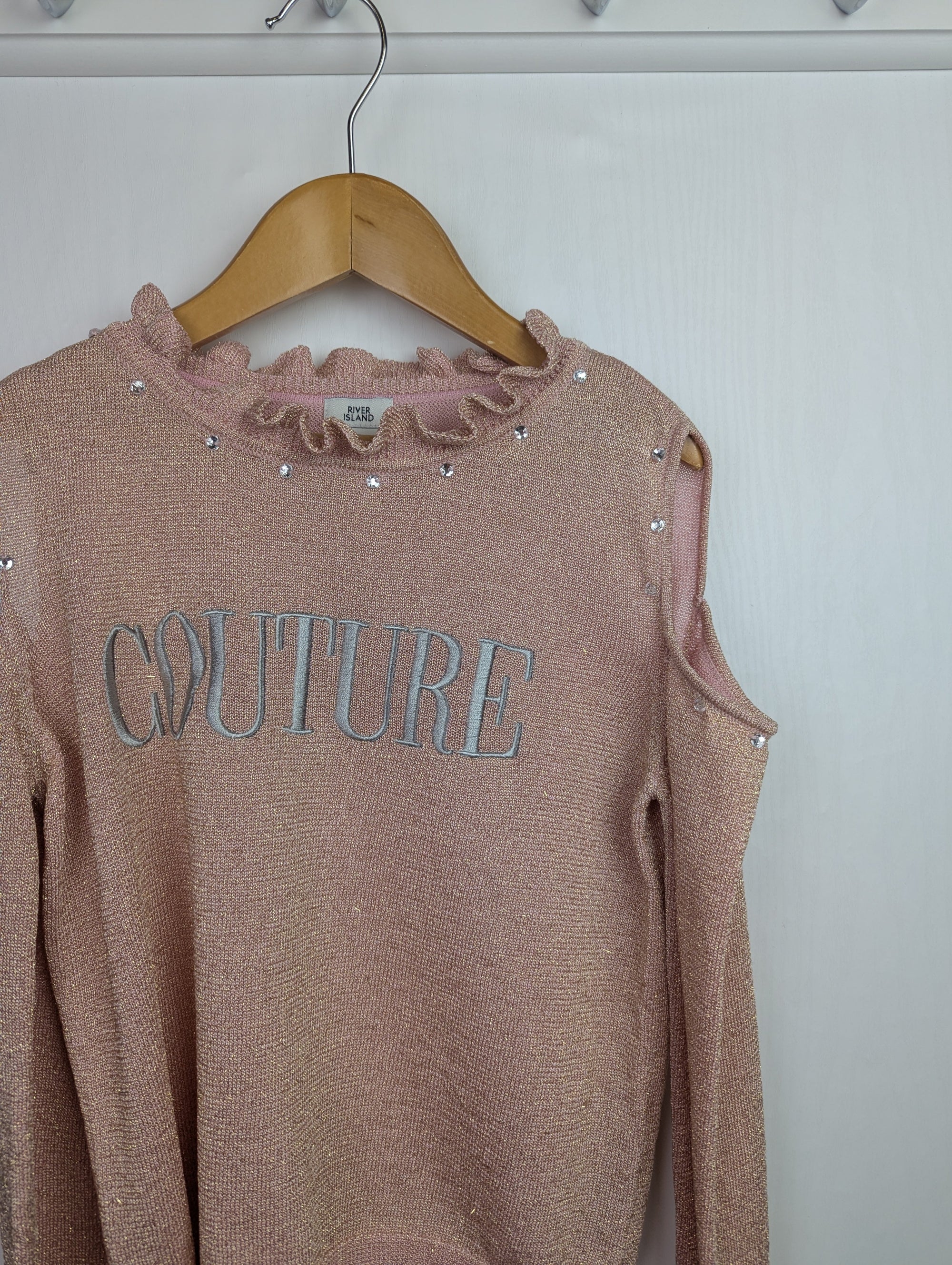 NWOT's River Island Pink Gold Jumper - Girls 7 - 8 Years - Little Ones Preloved. Second Hand Children's & Preloved Baby, Kids, Girls & Boys Clothes. UK online