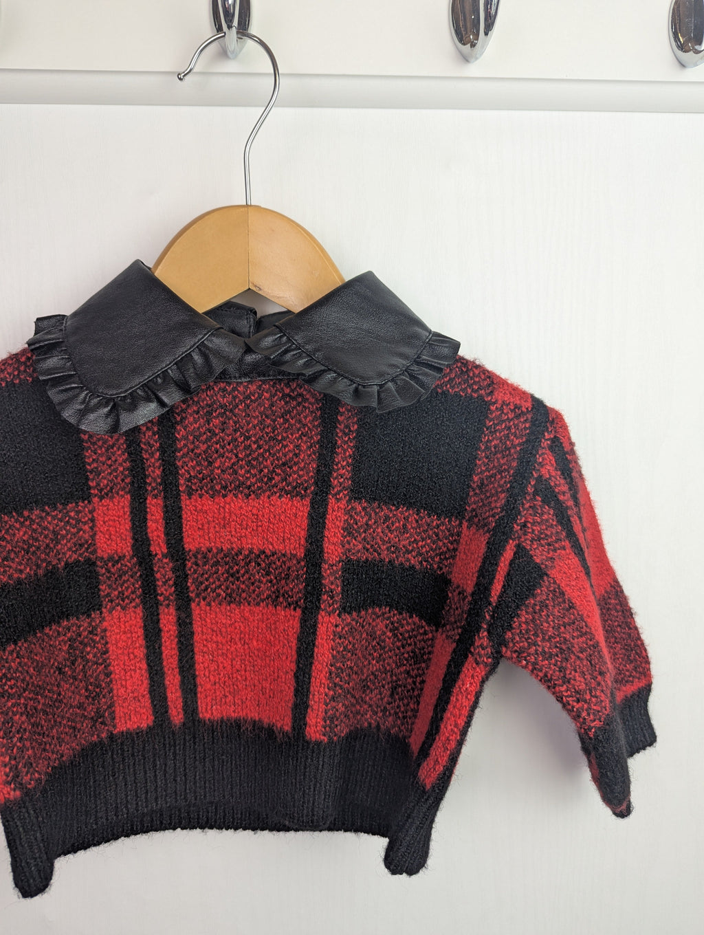 NWOT's River Island Plaid Jumper - Girls 6 - 9 Months - Little Ones Preloved. Second Hand Children's & Preloved Baby, Kids, Girls & Boys Clothes. UK online