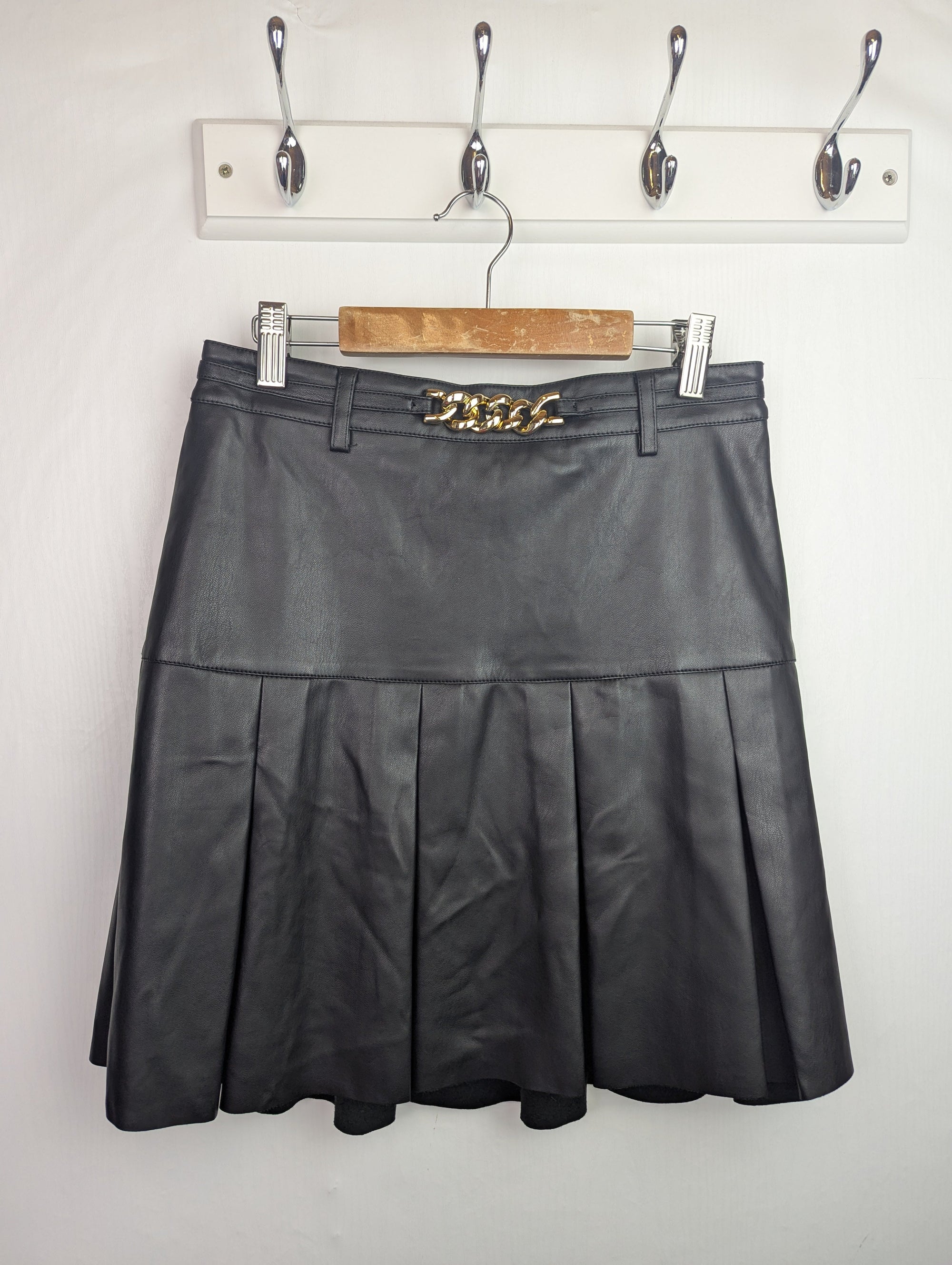 NWOT's River Island Pleather Skirt - Girls 9 - 10 Years - Little Ones Preloved. Second Hand Children's & Preloved Baby, Kids, Girls & Boys Clothes. UK online