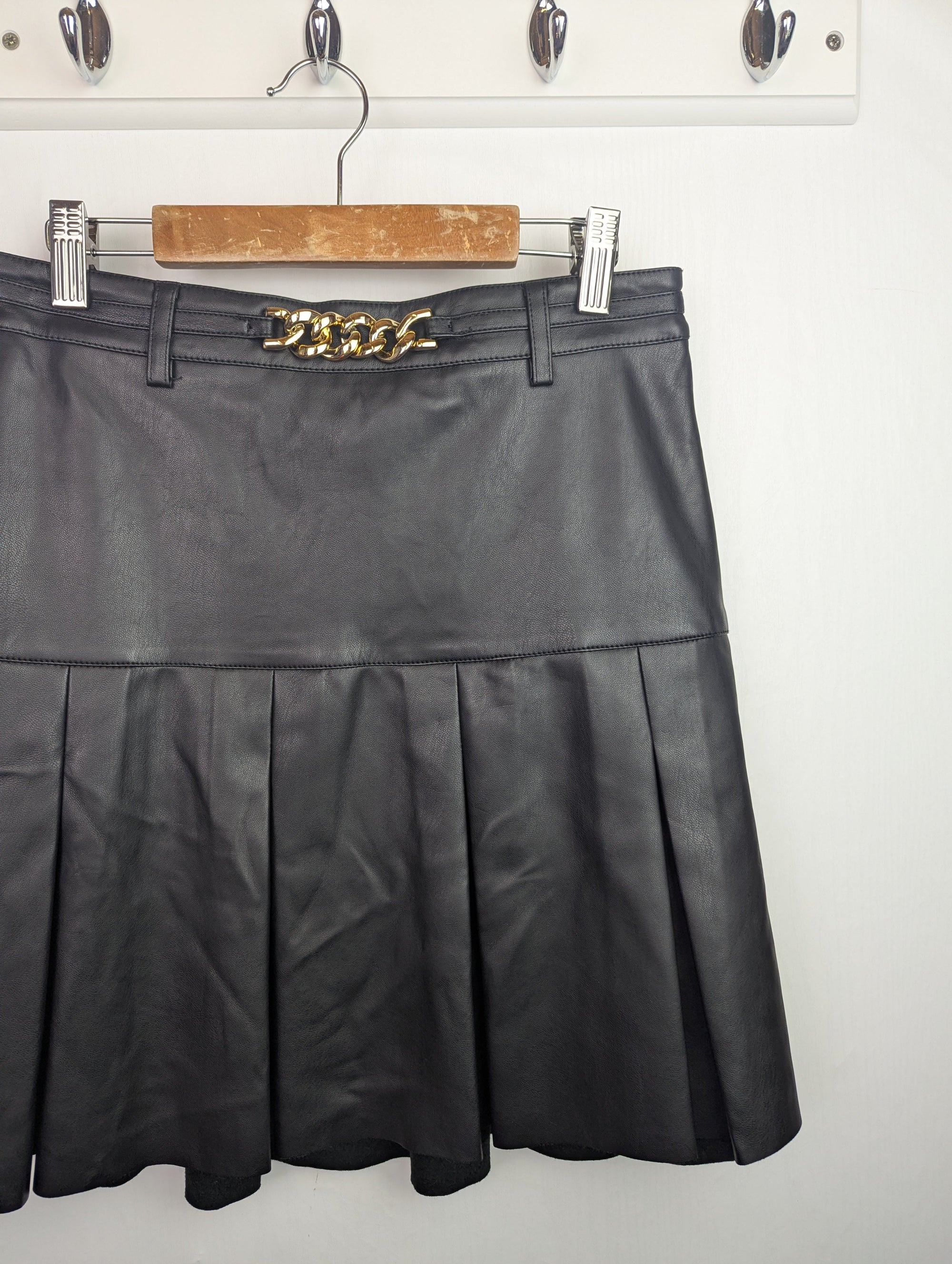NWOT's River Island Pleather Skirt - Girls 9 - 10 Years - Little Ones Preloved. Second Hand Children's & Preloved Baby, Kids, Girls & Boys Clothes. UK online