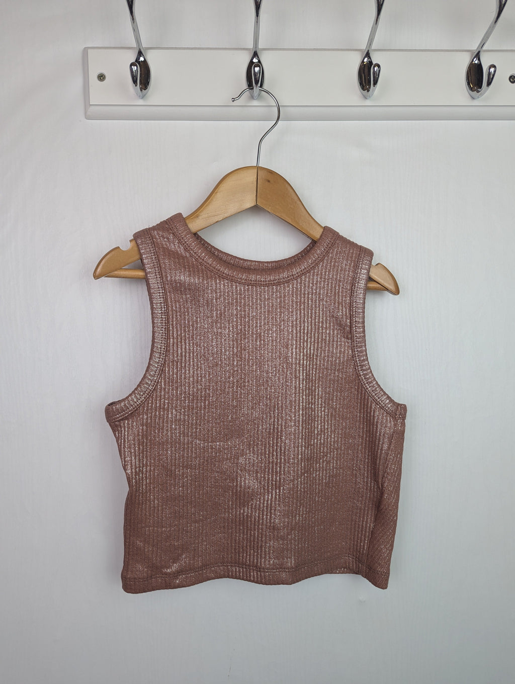 NWOT's River Island Ribbed Crop Top - Girls 9 - 10 Years - Little Ones Preloved. Second Hand Children's & Preloved Baby, Kids, Girls & Boys Clothes. UK online