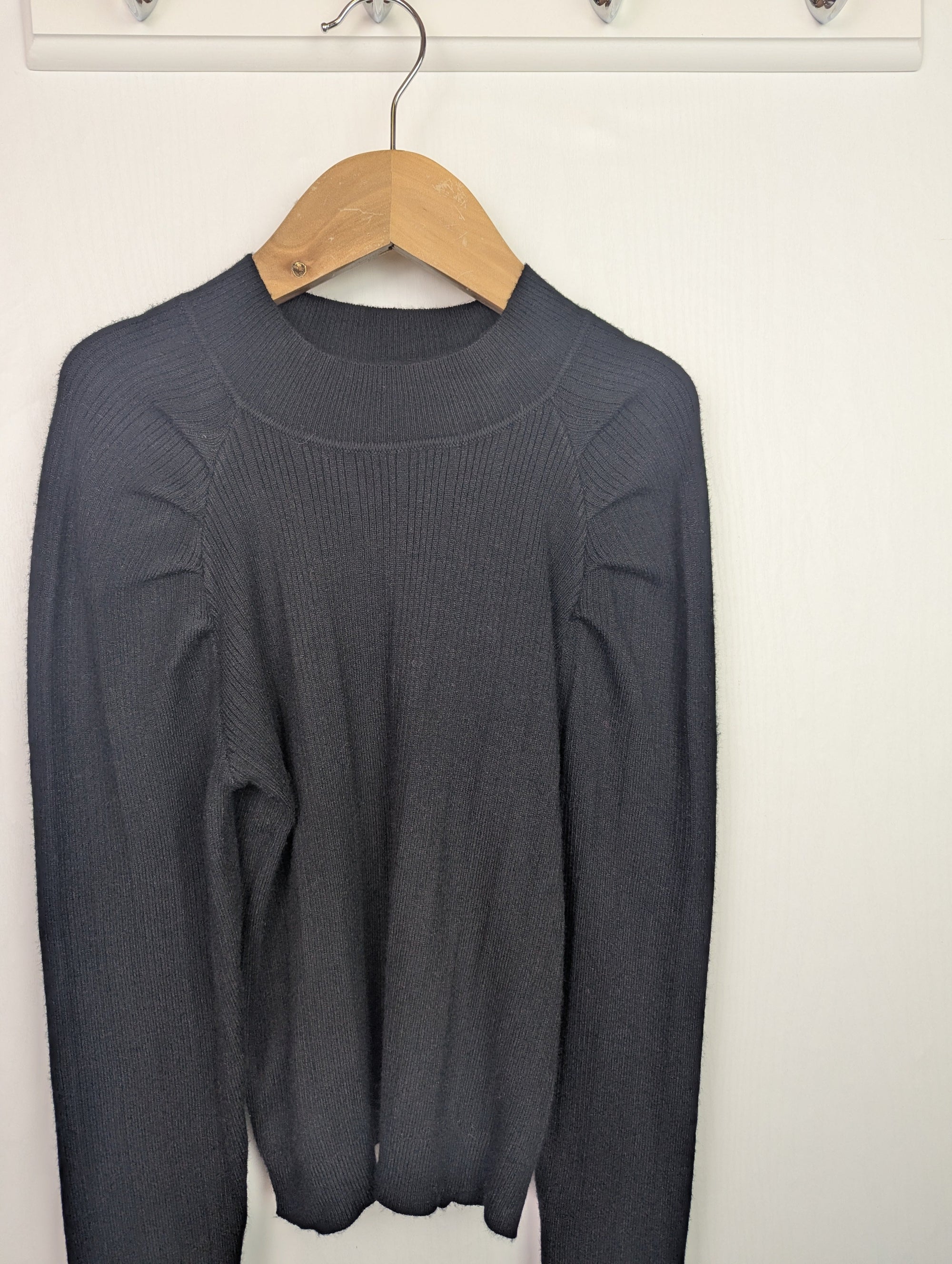 NWOT's River Island Ribbed Top - Girls 9 - 10 Years - Little Ones Preloved. Second Hand Children's & Preloved Baby, Kids, Girls & Boys Clothes. UK online
