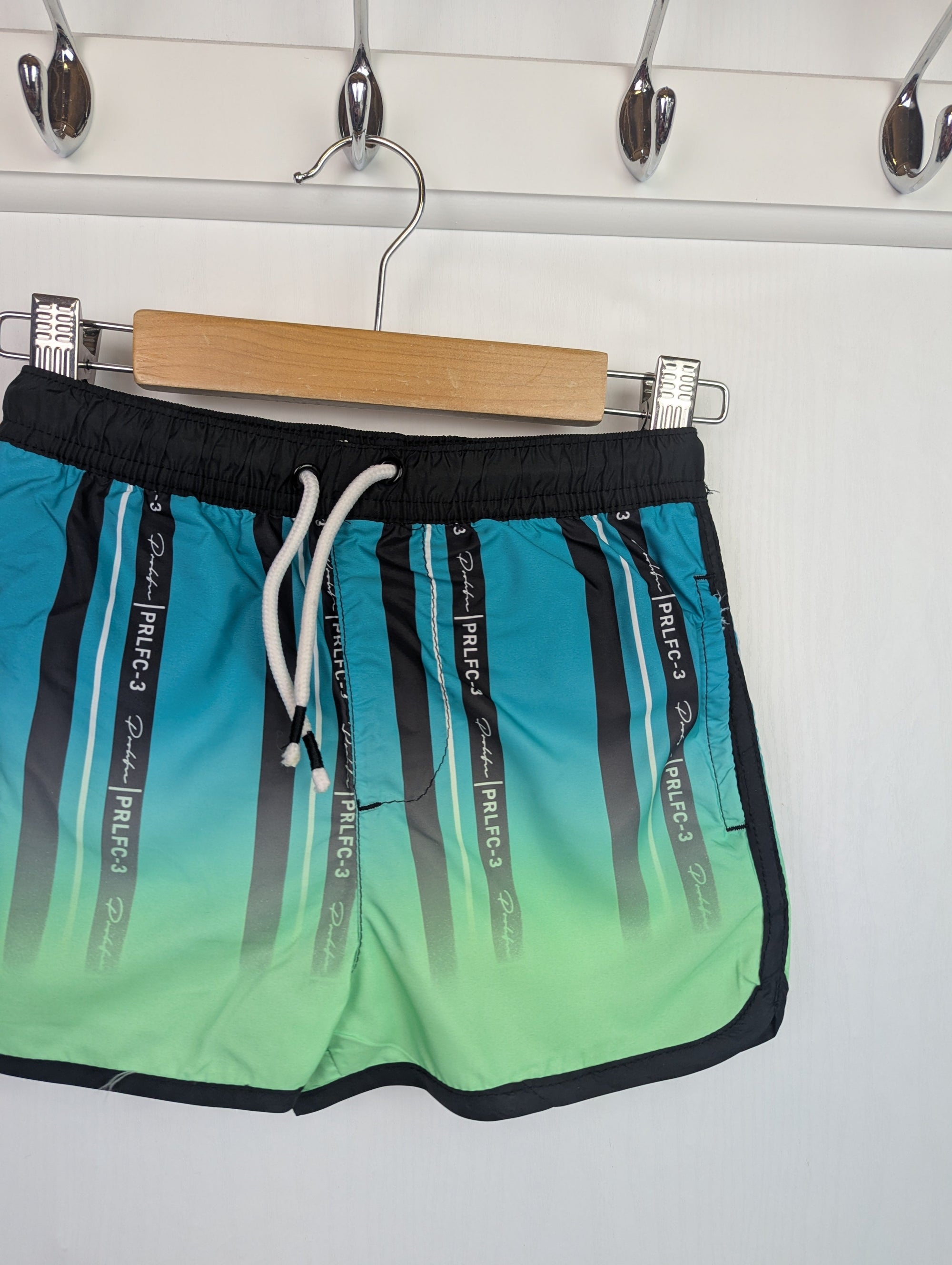 NWOT's River Island Swim Shorts - Boys 3 - 4 Years - Little Ones Preloved. Second Hand Children's & Preloved Baby, Kids, Girls & Boys Clothes. UK online