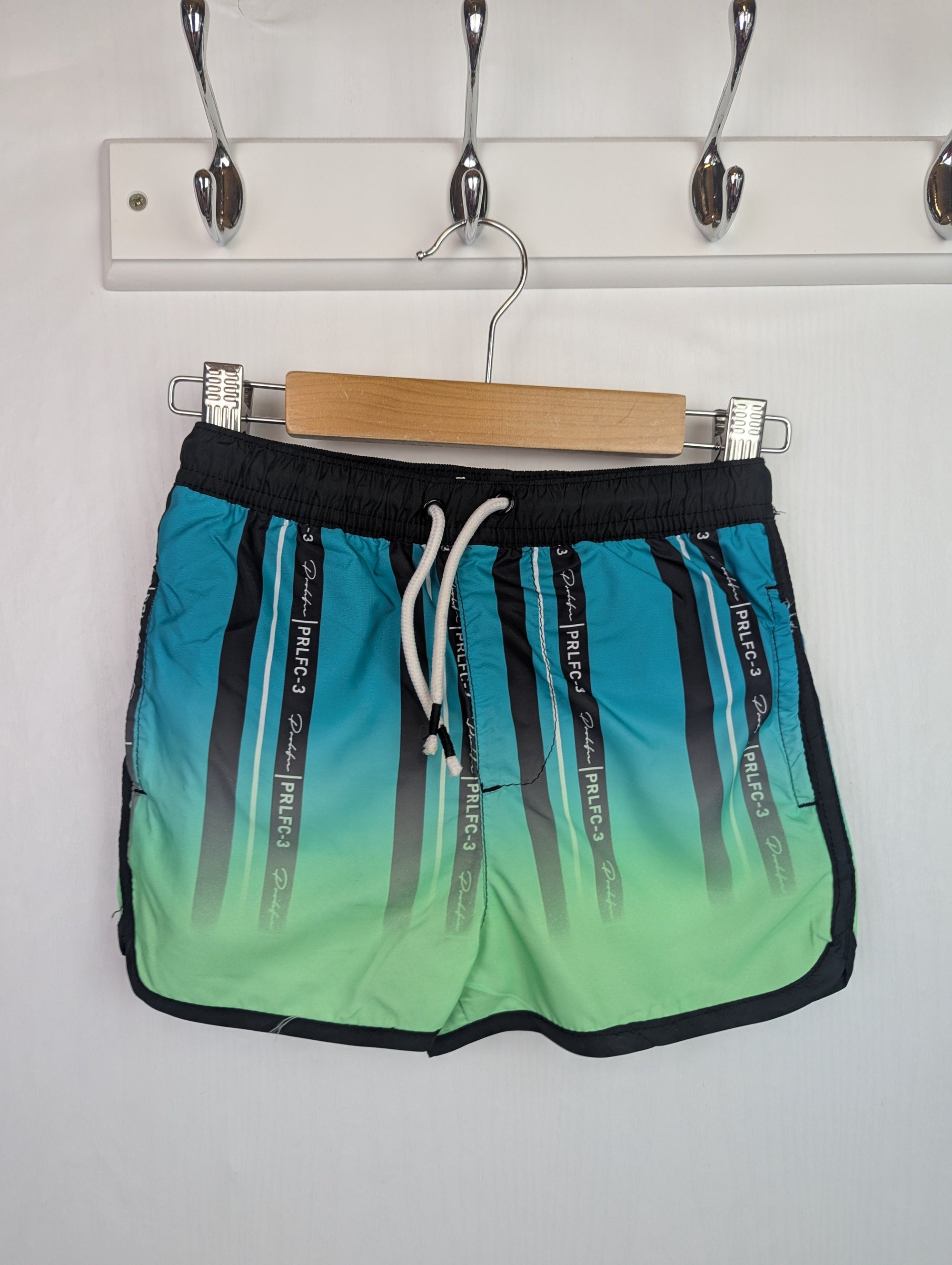 NWOT's River Island Swim Shorts - Boys 3 - 4 Years - Little Ones Preloved. Second Hand Children's & Preloved Baby, Kids, Girls & Boys Clothes. UK online
