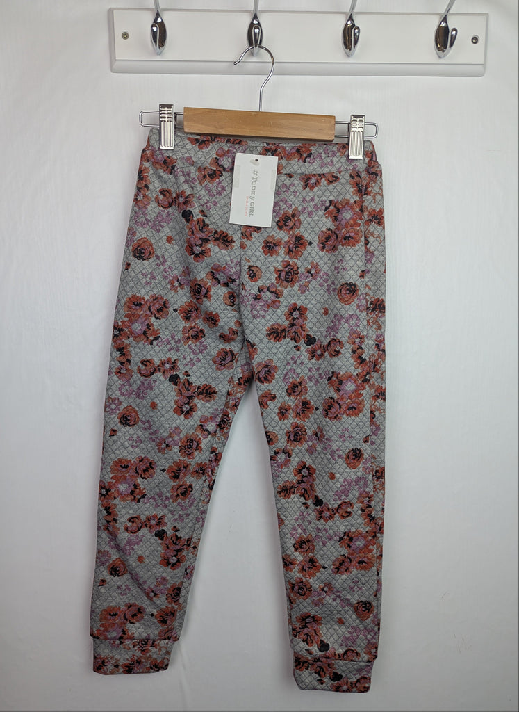 NWOT's Tammy Girl Grey Floral Leggings - Girls 13-14 Years Little Ones Preloved Used, Preloved, Preworn Baby, Girls & Boys Clothes. Kids & Children's second hand Clothing UK Online. Cheap affordable. Brands including Next, Joules, Nutmeg Morrisons, TU, F&F, H&M.