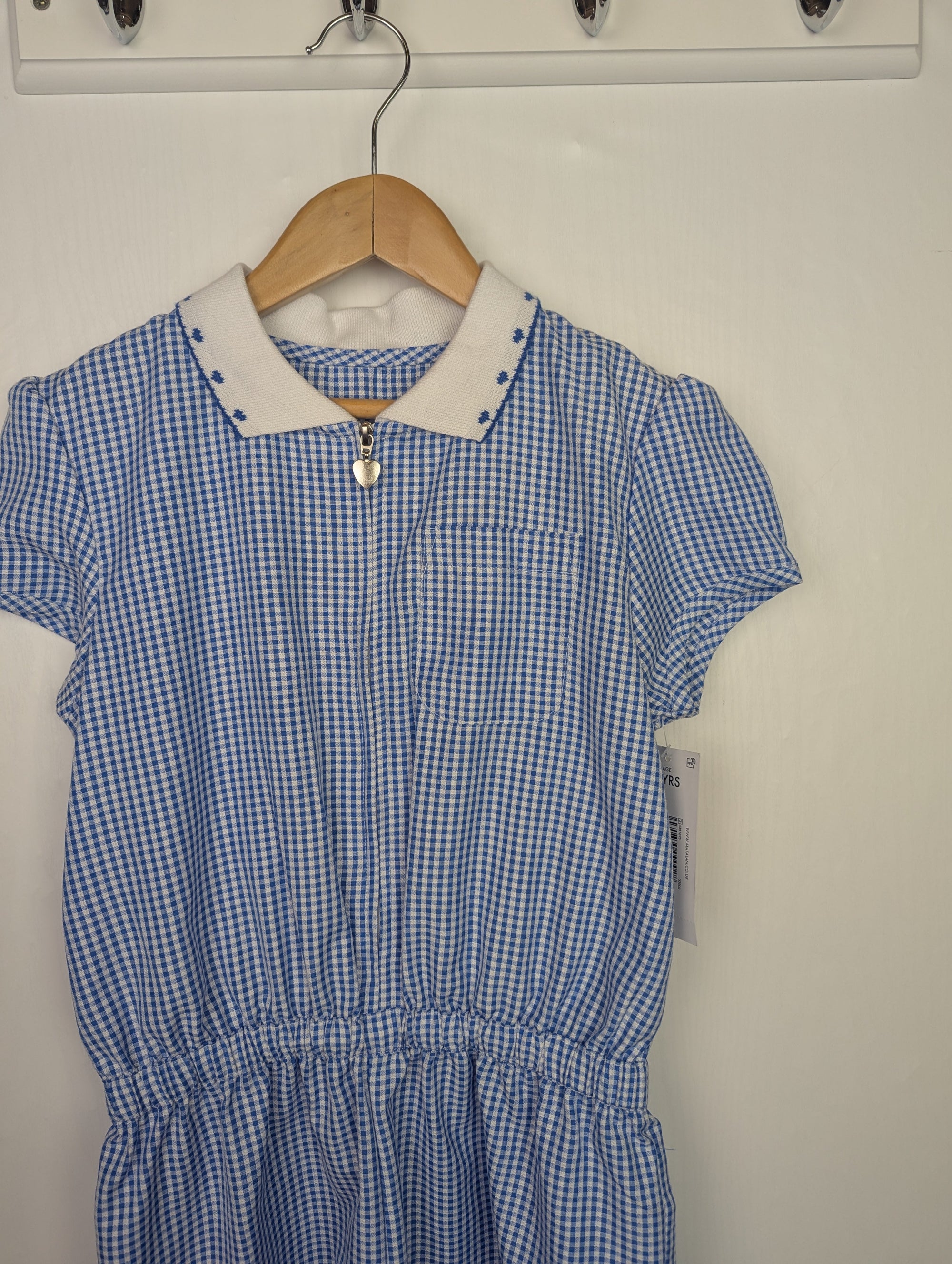NWT's Blue Plaid Summer School Dress - Girls 9 Years - Little Ones Preloved. Second Hand Children's & Preloved Baby, Kids, Girls & Boys Clothes. UK online