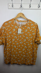 NWT's Capsule Mustard Floral Top - Ladies Size 12 - Little Ones Preloved. Second Hand Children's & Preloved Baby, Kids, Girls & Boys Clothes. UK online