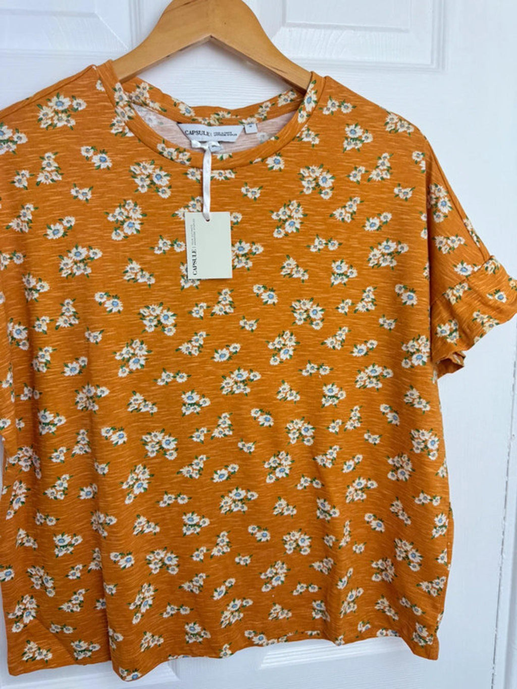 NWT’s Capsule Mustard Floral Top - Ladies Size 12 - Little Ones Preloved. Second Hand Children's & Preloved Baby, Kids, Girls & Boys Clothes. UK online