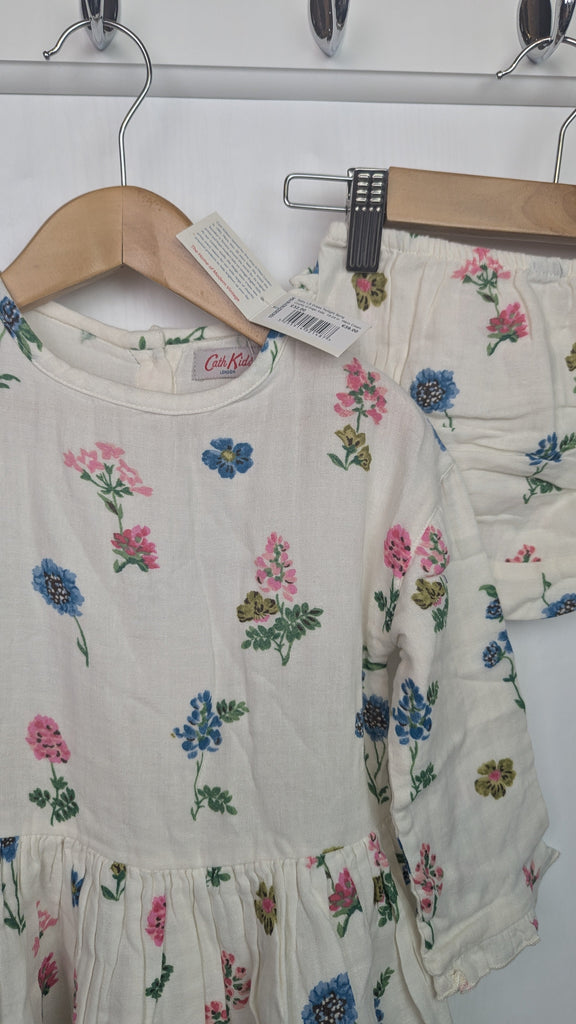 NWT's Cath Kids Twilight Sprig Dress & Bloomers - Girls 0-3 Months Cath Kidston Used, Preloved, Preworn & Second Hand Baby, Kids & Children's Clothing UK Online. Cheap affordable. Brands including Next, Joules, Nutmeg Morrisons, TU, F&F, H&M.