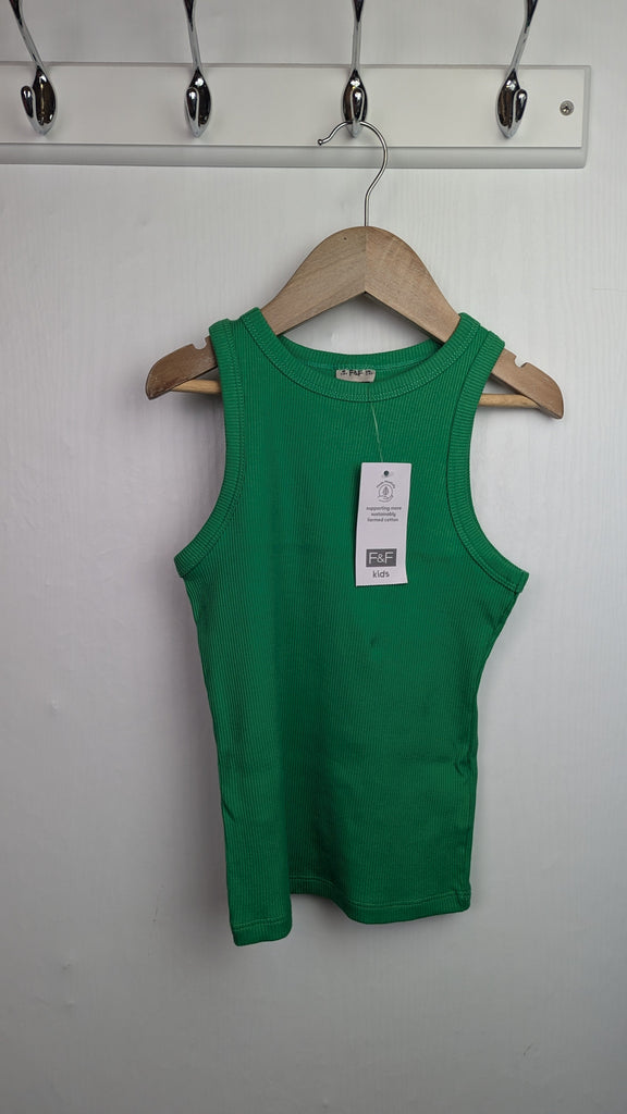 NWT's F&F Green Ribbed Top - Girls 7-8 Years Little Ones Preloved Used, Preloved, Preworn Baby, Girls & Boys Clothes. Kids & Children's second hand Clothing UK Online. Cheap affordable. Brands including Next, Joules, Nutmeg Morrisons, TU, F&F, H&M.