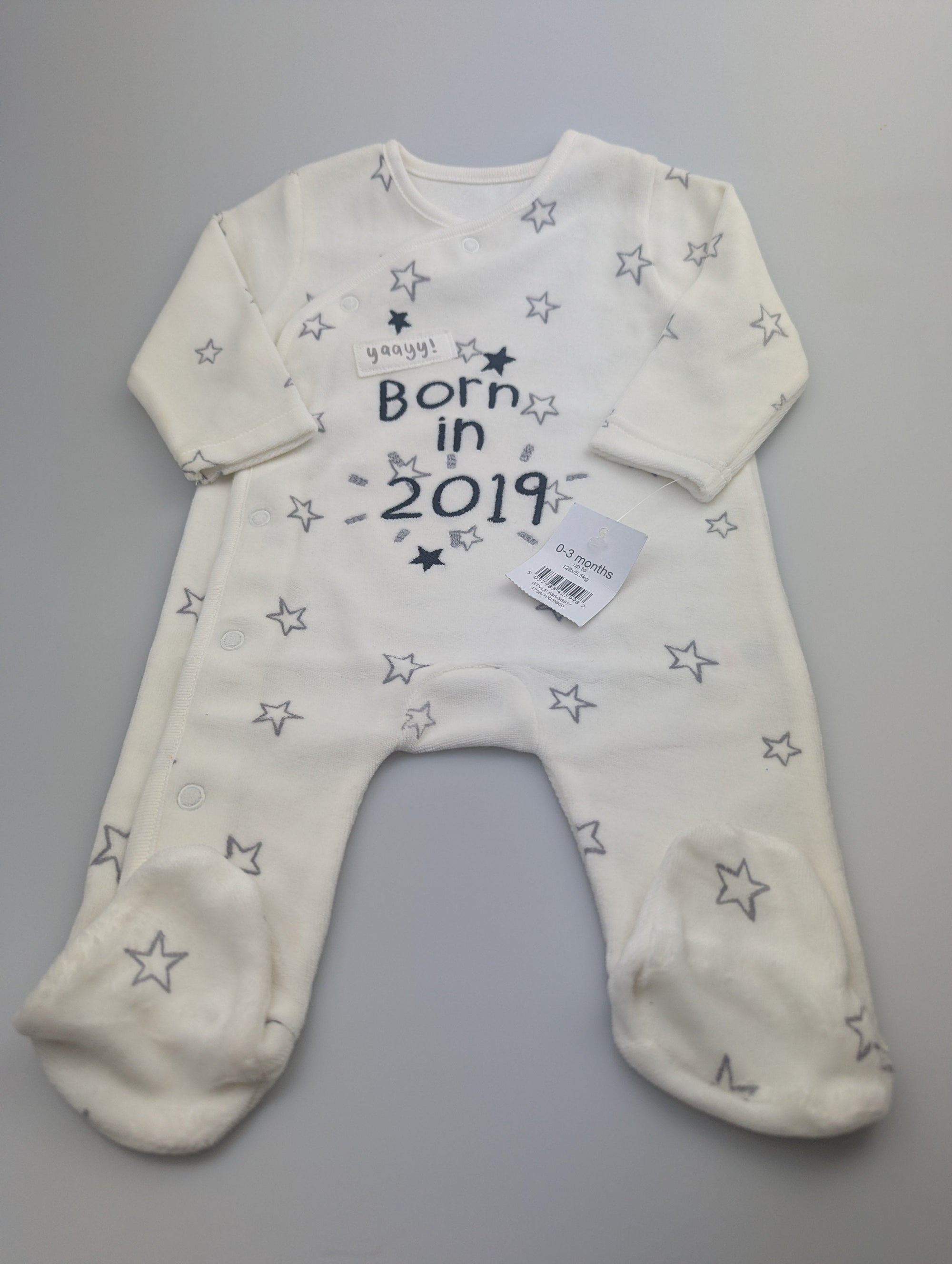 NWT's George 'Born in 2019' Sleepsuit - Unisex 0 - 3 Months - Little Ones Preloved. Second Hand Children's & Preloved Baby, Kids, Girls & Boys Clothes. UK online