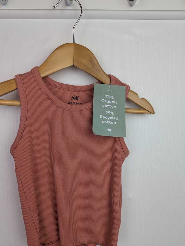 NWT's H&M Ribbed Top - Girls 18-24 Months Little Ones Preloved Used, Preloved, Preworn Baby, Girls & Boys Clothes. Kids & Children's second hand Clothing UK Online. Cheap affordable. Brands including Next, Joules, Nutmeg Morrisons, TU, F&F, H&M.