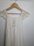 NWT's Monsoon Ivory Bridesmaid Dress - Girls 10 Years - Little Ones Preloved. Second Hand Children's & Preloved Baby, Kids, Girls & Boys Clothes. UK online