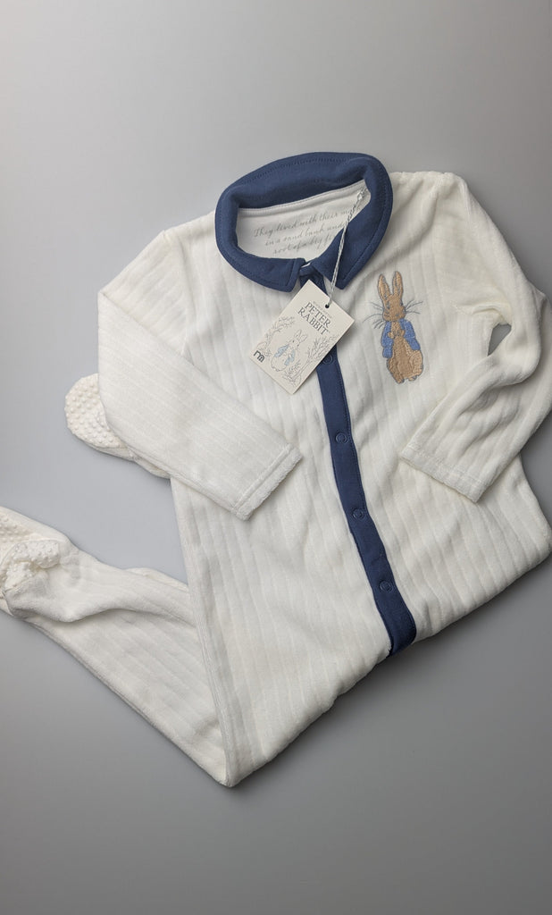 NWT's Mothercare Peter Rabbit Velour Sleepsuit - Boys 12-18 Months Little Ones Preloved Used, Preloved, Preworn Baby, Girls & Boys Clothes. Kids & Children's second hand Clothing UK Online. Cheap affordable. Brands including Next, Joules, Nutmeg Morrisons, TU, F&F, H&M.