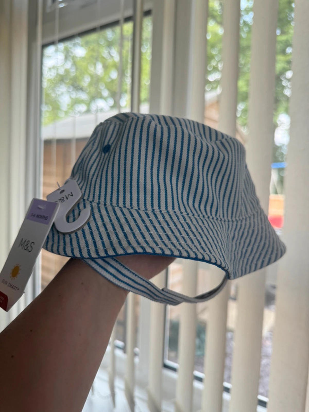 NWT’s M&S Blue Striped Summer Hat - Boys 3 - 6 Months - Little Ones Preloved. Second Hand Children's & Preloved Baby, Kids, Girls & Boys Clothes. UK online