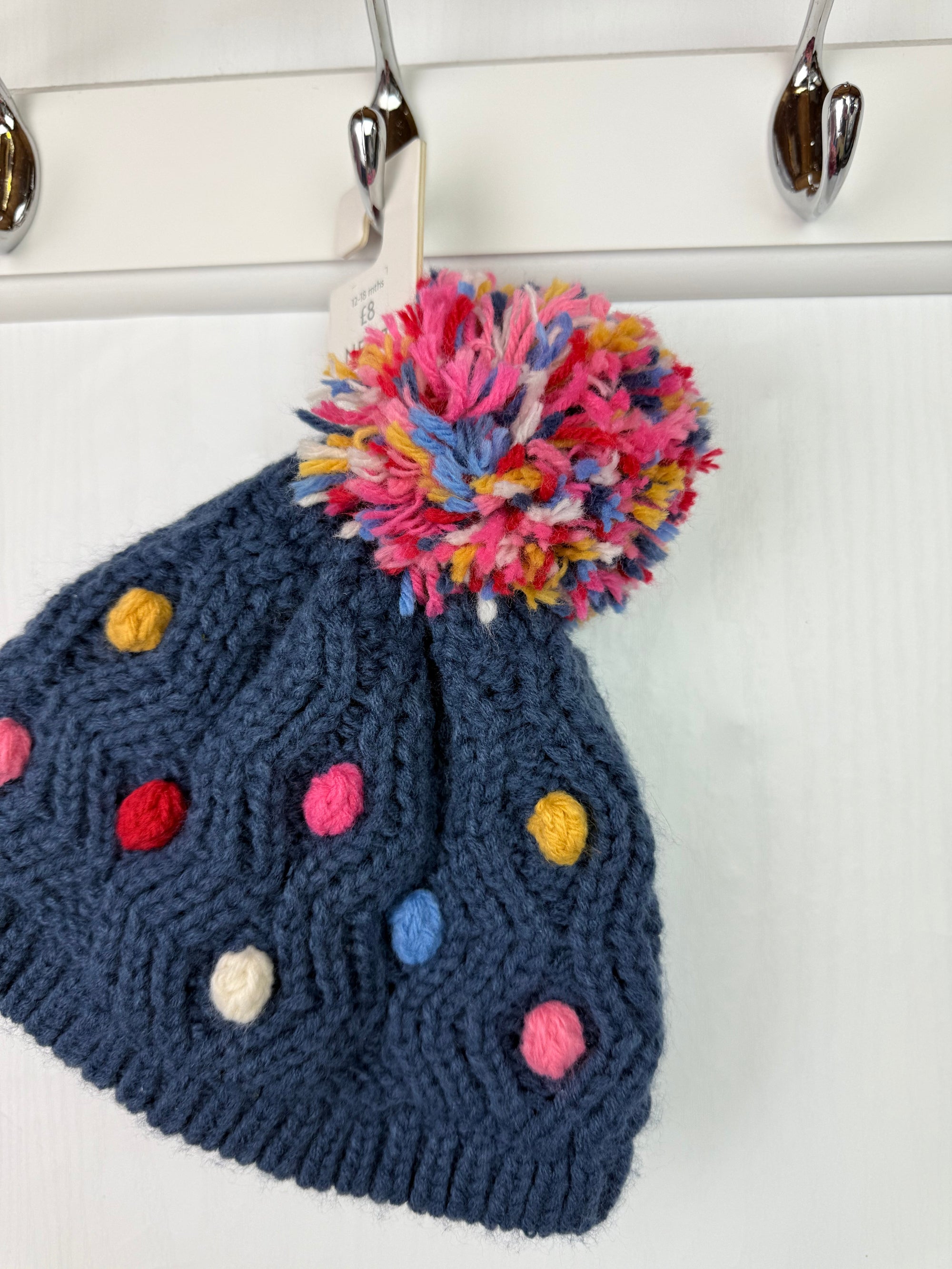 NWT's Next Bobble Winter Hat - Girls 12 - 18 Months - Little Ones Preloved. Second Hand Children's & Preloved Baby, Kids, Girls & Boys Clothes. UK online