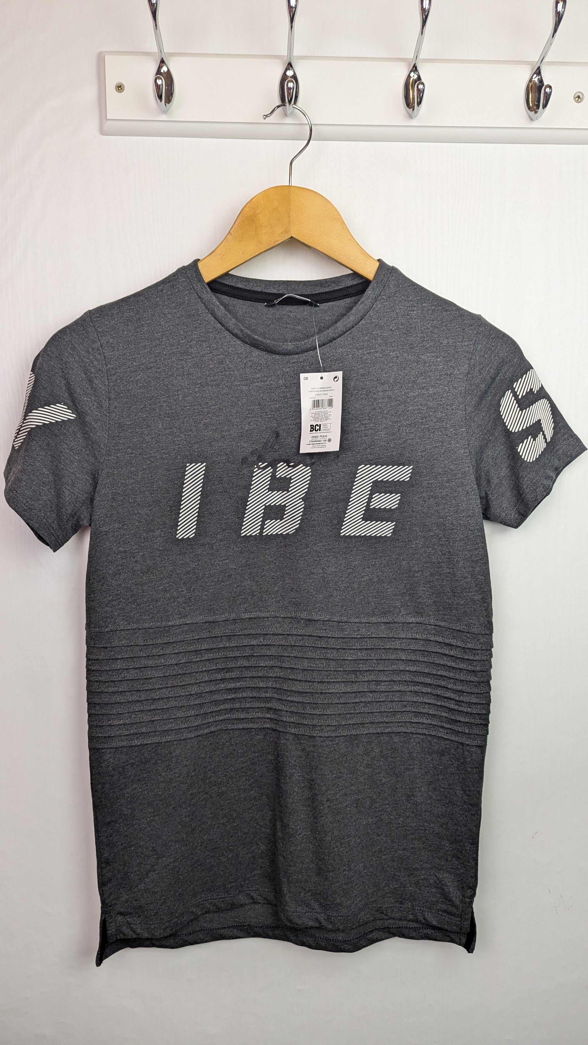 NWT's Pep & Co Grey Top - Boys 12 - 13 Years - Little Ones Preloved. Second Hand Children's & Preloved Baby, Kids, Girls & Boys Clothes. UK online