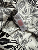 NWT’s Primark Black & White Peplum Floral Top - Ladies Size 12 - Little Ones Preloved. Second Hand Children's & Preloved Baby, Kids, Girls & Boys Clothes. UK online