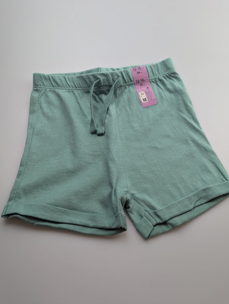 NWT's Primark Green Shorts - Boys 12-18 Months Little Ones Preloved Used, Preloved, Preworn Baby, Girls & Boys Clothes. Kids & Children's second hand Clothing UK Online. Cheap affordable. Brands including Next, Joules, Nutmeg Morrisons, TU, F&F, H&M.