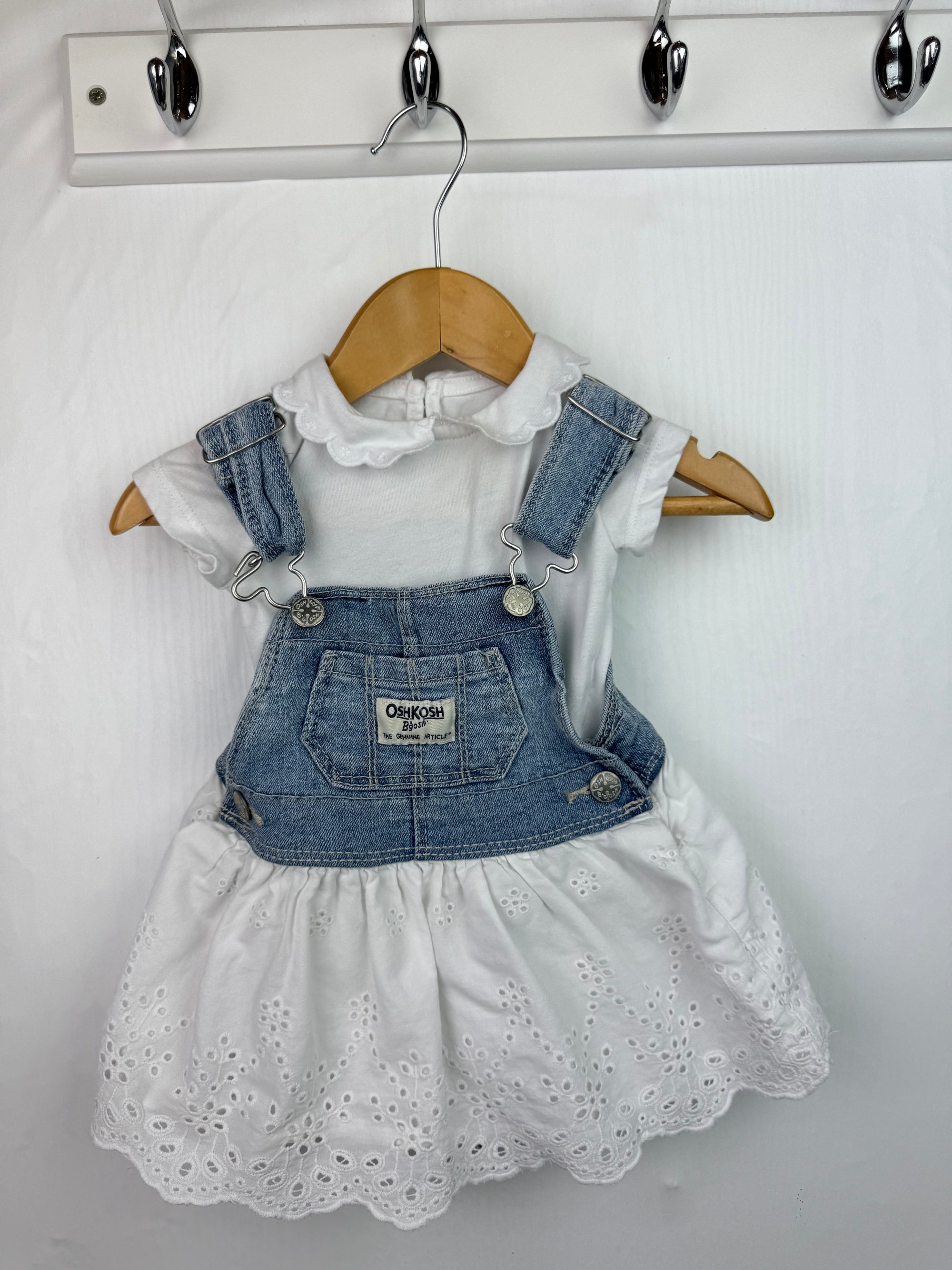 Oshkosh B'Gosh Dunagree Dress & Bodysuit - Girls 3 Months - Little Ones Preloved. Second Hand Children's & Preloved Baby, Kids, Girls & Boys Clothes. UK online