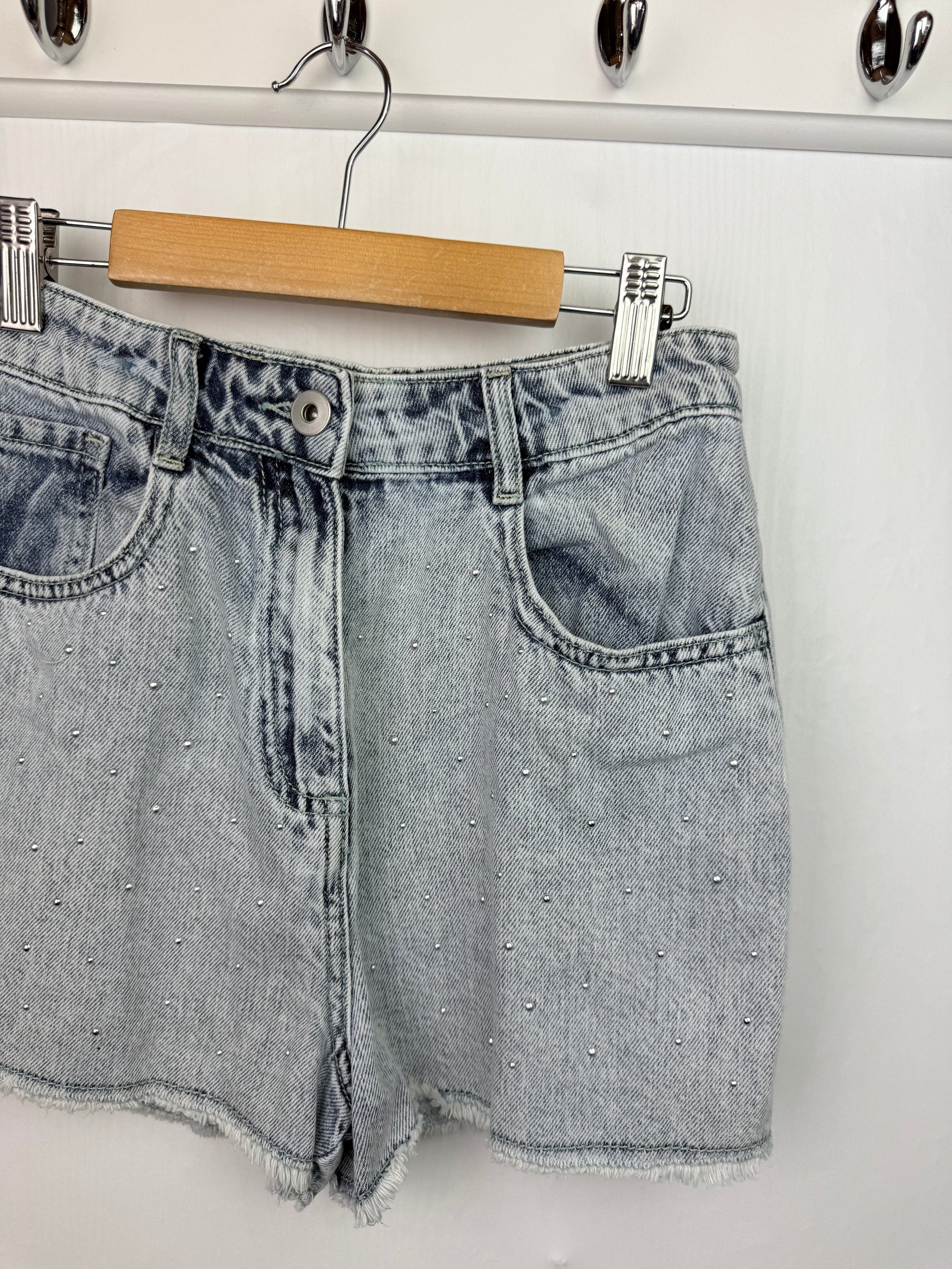 Peacocks Denim Studded Shorts - Girls 14 - 15 Years - Little Ones Preloved. Second Hand Children's & Preloved Baby, Kids, Girls & Boys Clothes. UK online