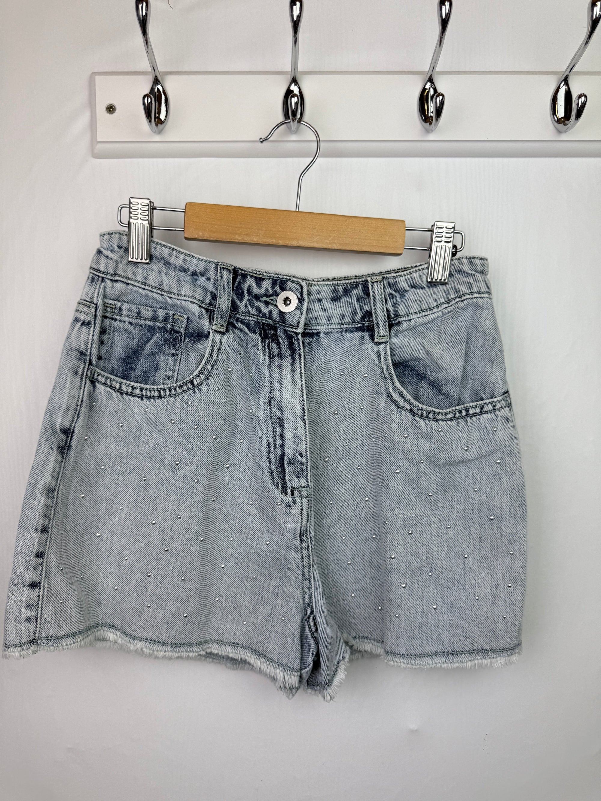 Peacocks Denim Studded Shorts - Girls 14 - 15 Years - Little Ones Preloved. Second Hand Children's & Preloved Baby, Kids, Girls & Boys Clothes. UK online