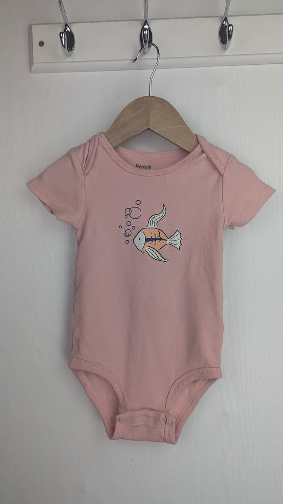 Pekkle Pink Fish Bodysuit - Girls 18 Months Pekkle Used, Preloved, Preworn Baby, Girls & Boys Clothes. Kids & Children's second hand Clothing UK Online. Cheap affordable. Brands including Next, Joules, Nutmeg Morrisons, TU, F&F, H&M.