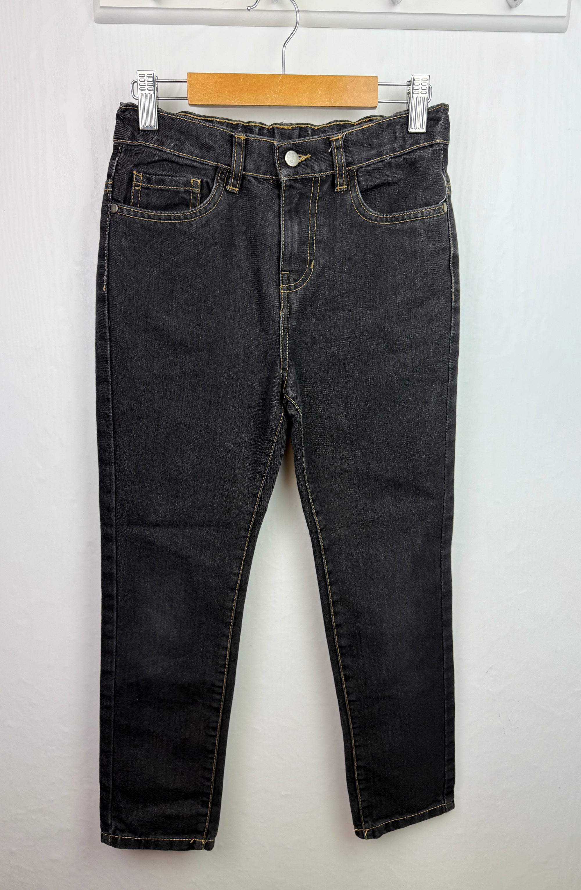 Pep & Co Black Denim Jeans - Boys 9 - 10 Years - Little Ones Preloved. Second Hand Children's & Preloved Baby, Kids, Girls & Boys Clothes. UK online