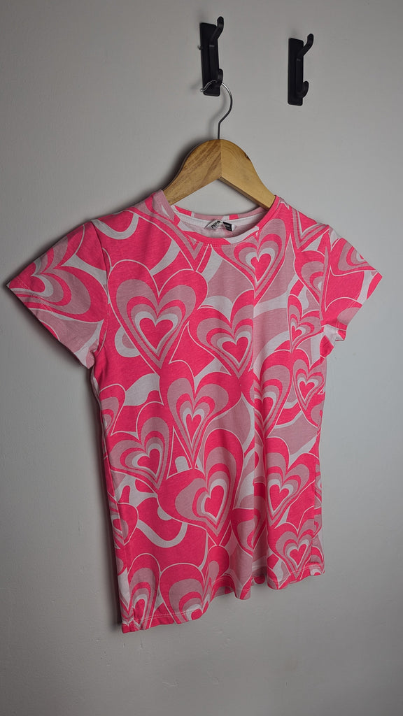 Pep & Co Pink Heart Short Sleeve Top - Girls 10-11 Years Little Ones Preloved Used, Preloved, Preworn Baby, Girls & Boys Clothes. Kids & Children's second hand Clothing UK Online. Cheap affordable. Brands including Next, Joules, Nutmeg Morrisons, TU, F&F, H&M.