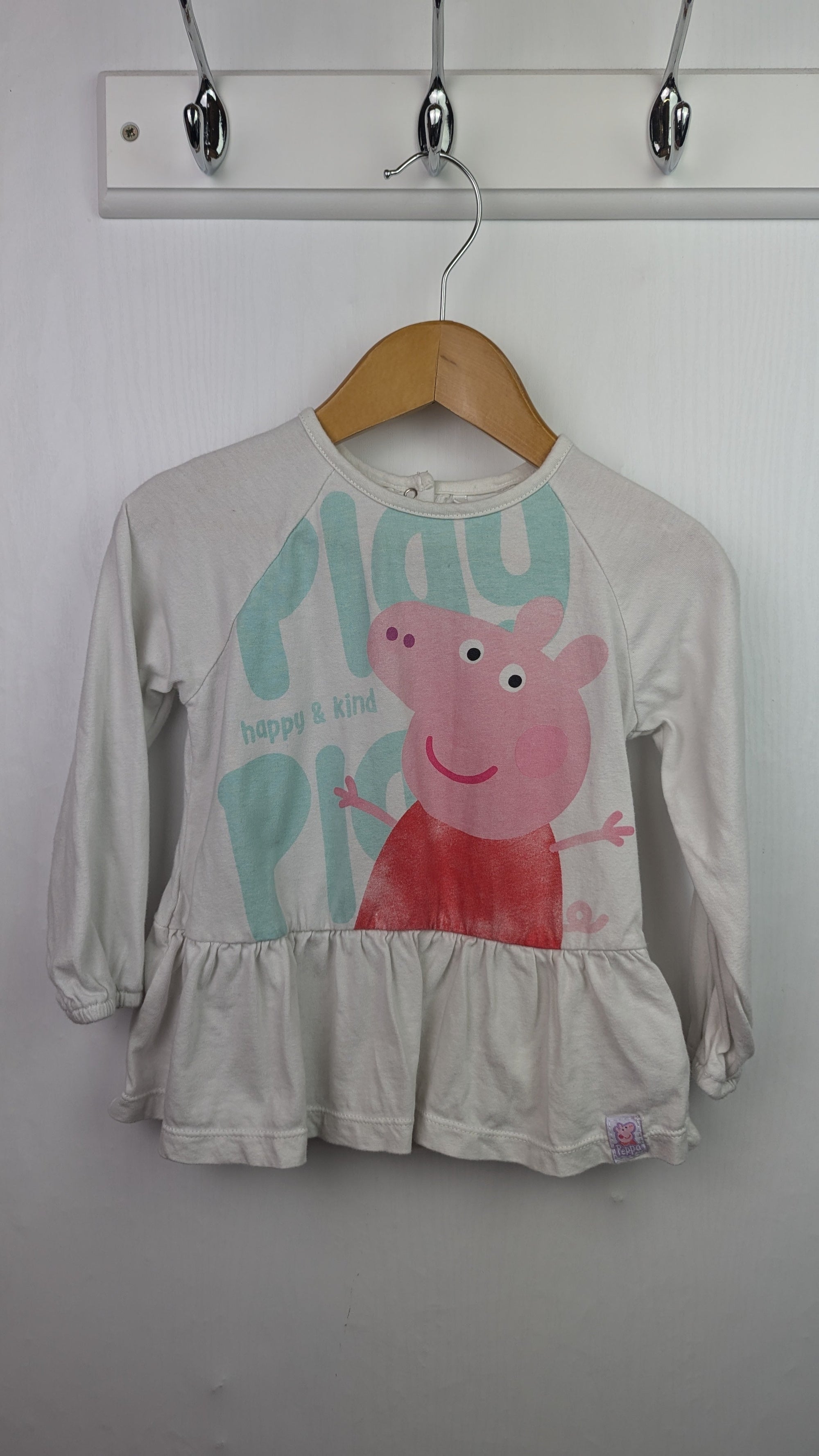 Peppa Pig Long Sleeve Top - Girls 2 - 3 Years - Little Ones Preloved. Second Hand Children's & Preloved Baby, Kids, Girls & Boys Clothes. UK online
