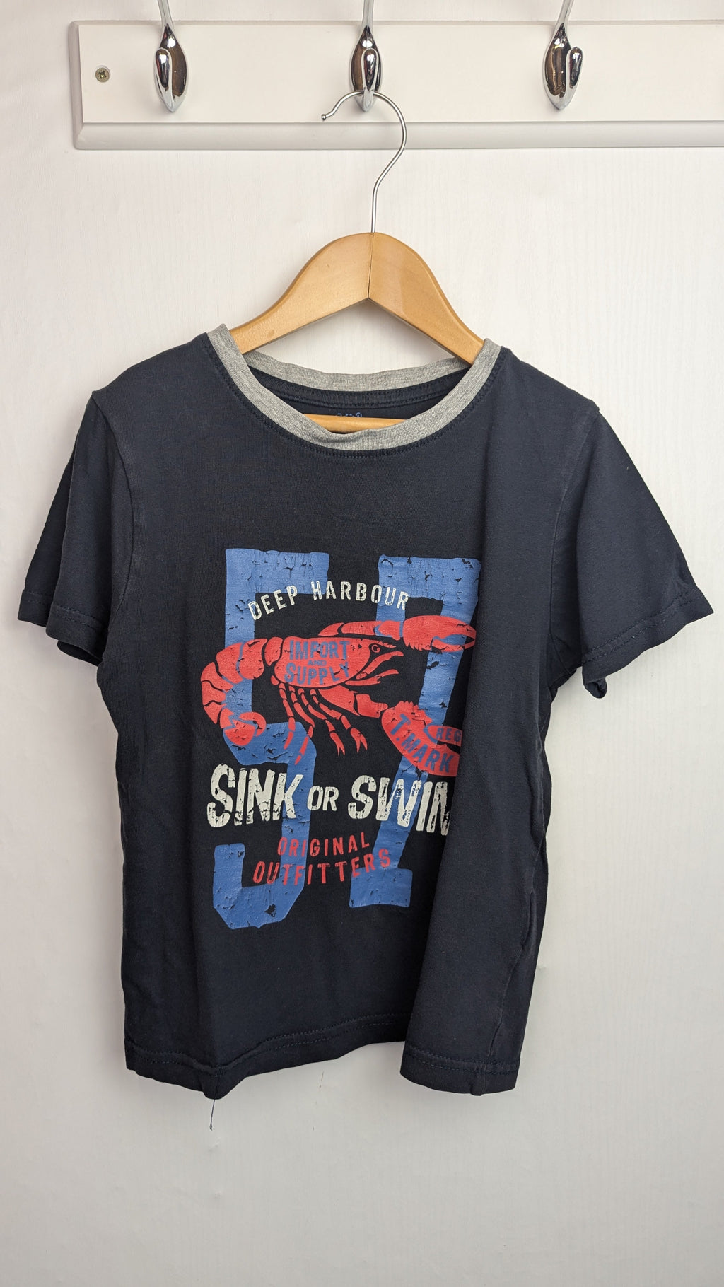 Pepperts Deep Harbour Short Sleeve Top - Boys 6 - 8 Years - Little Ones Preloved. Second Hand Children's & Preloved Baby, Kids, Girls & Boys Clothes. UK online
