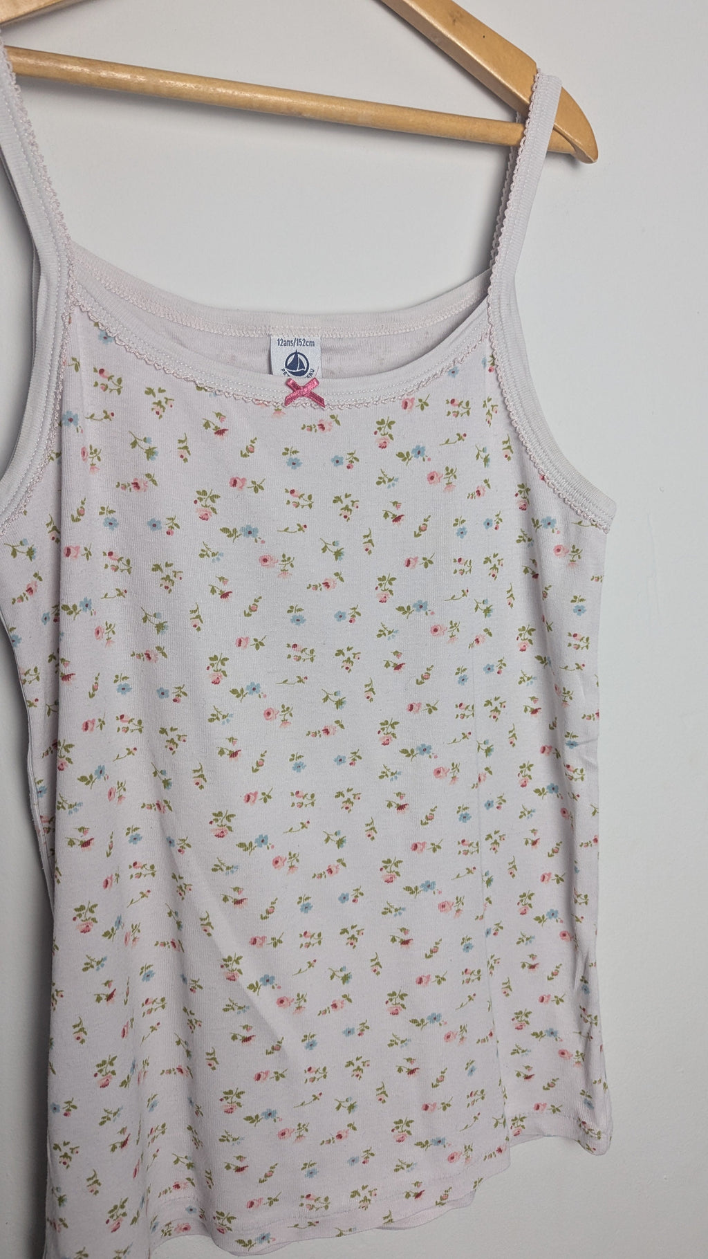 Petit Bateau Pale Pink Floral Vest - Girls 12 Years - Little Ones Preloved. Second Hand Children's & Preloved Baby, Kids, Girls & Boys Clothes. UK online