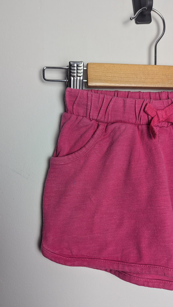 PLAYWEAR Pink Nutmeg Shorts - Girls 4-5 Years Little Ones Preloved Used, Preloved, Preworn Baby, Girls & Boys Clothes. Kids & Children's second hand Clothing UK Online. Cheap affordable. Brands including Next, Joules, Nutmeg Morrisons, TU, F&F, H&M.