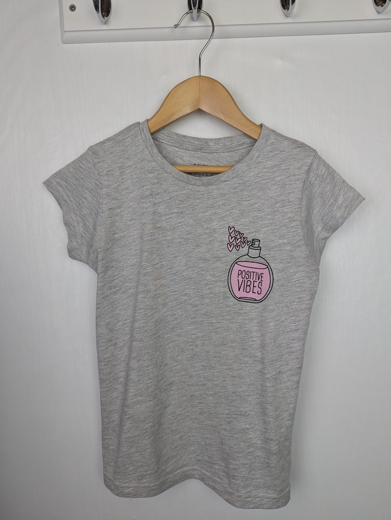 Positive Vibes Grey Short Sleeve Top - Girls 5-6 Years Little Ones Preloved Used, Preloved, Preworn Baby, Girls & Boys Clothes. Kids & Children's second hand Clothing UK Online. Cheap affordable. Brands including Next, Joules, Nutmeg Morrisons, TU, F&F, H&M.