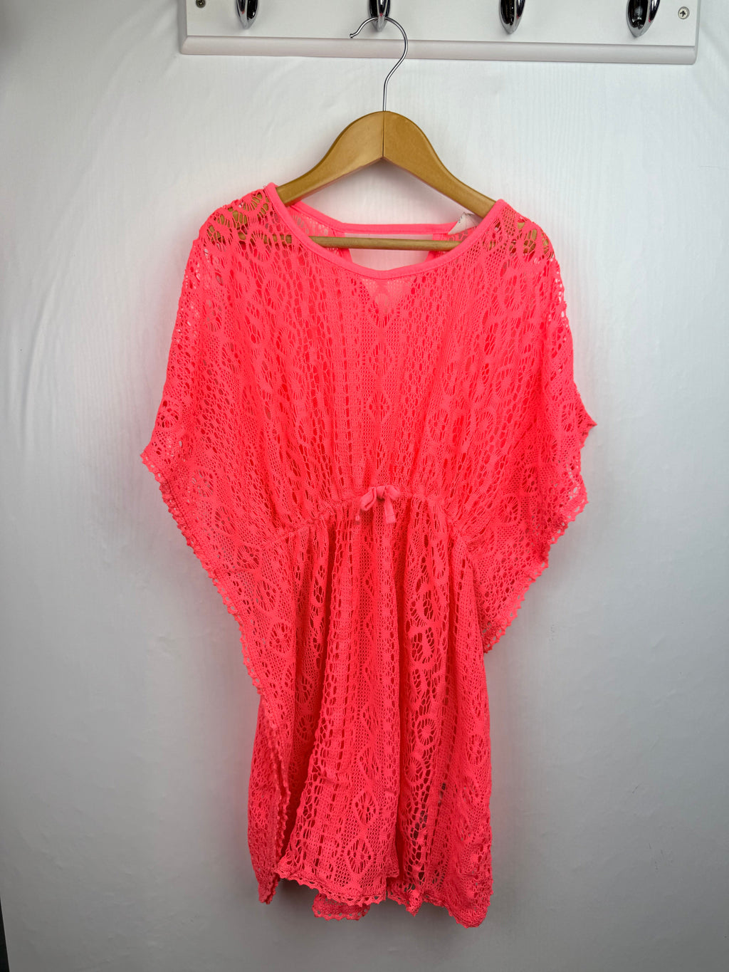 Primark Beach Cover - Up - Girls 9 - 10 Years - Little Ones Preloved. Second Hand Children's & Preloved Baby, Kids, Girls & Boys Clothes. UK online