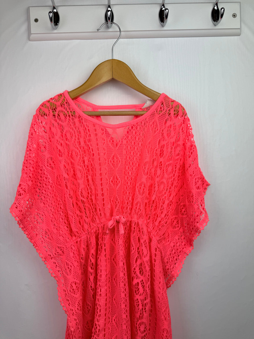 Primark Beach Cover - Up - Girls 9 - 10 Years - Little Ones Preloved. Second Hand Children's & Preloved Baby, Kids, Girls & Boys Clothes. UK online