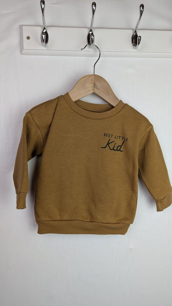 Primark 'Best Little Kid' Jumper - Boys 9-12 Months Little Ones Preloved Used, Preloved, Preworn Baby, Girls & Boys Clothes. Kids & Children's second hand Clothing UK Online. Cheap affordable. Brands including Next, Joules, Nutmeg Morrisons, TU, F&F, H&M.